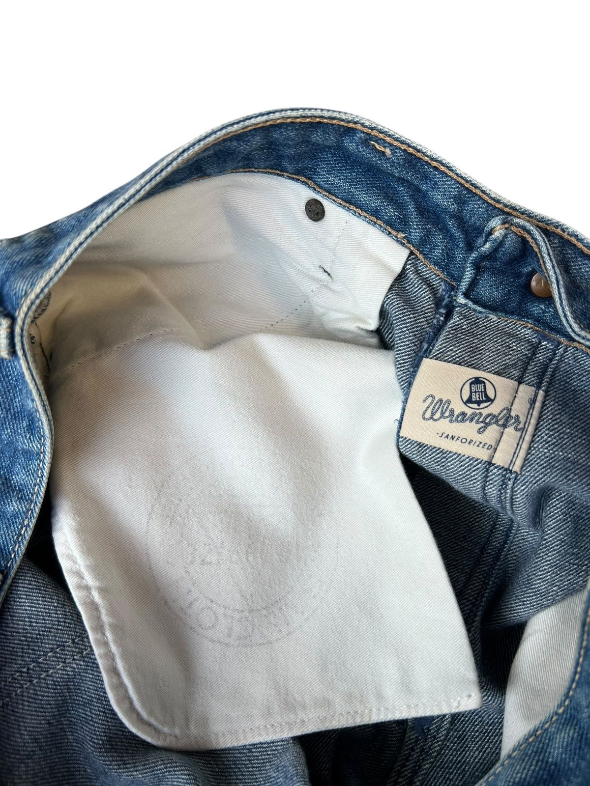 Vintage Vintage 90s Wrangler Blue Bell Fade Denim Selvedge Jeans Size US 34 / EU 50 - 22 Thumbnail