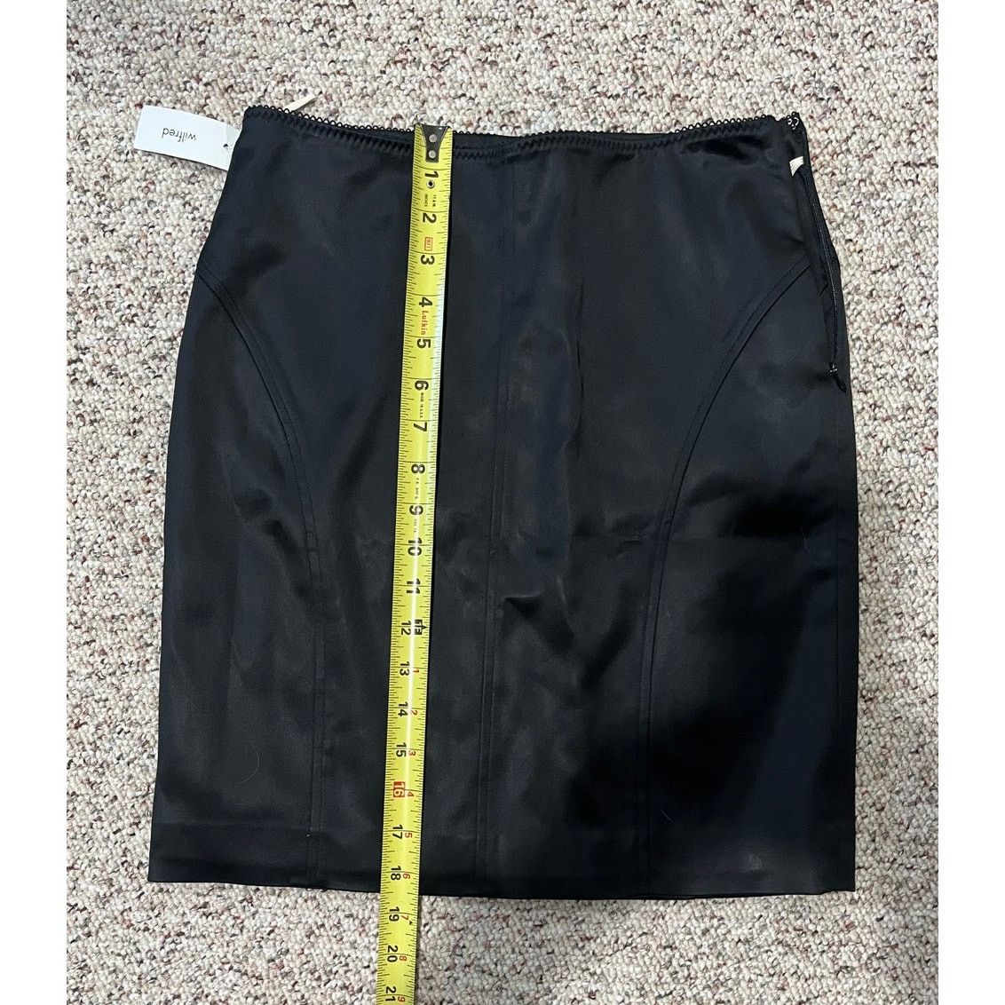 Aritzia NWT Wilfred Aritzia Desertland Black Satin Mini Skirt Size 2 Size 26" / US 2 / IT 38 - 9 Thumbnail