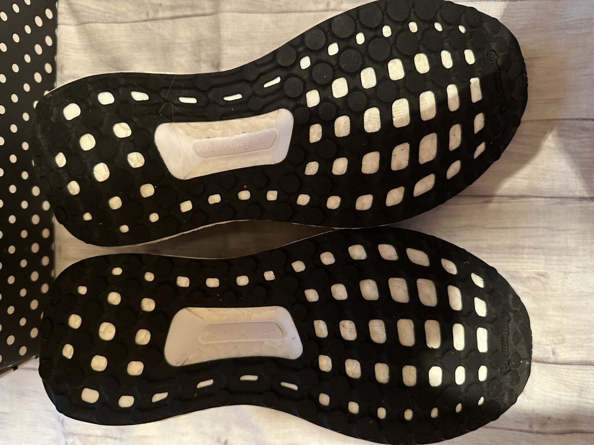 Stella McCartney Adidas Stella McCartney Ultra BOOST 6.5 Black G28336 Size US 6.5 / IT 36.5 - 7 Thumbnail