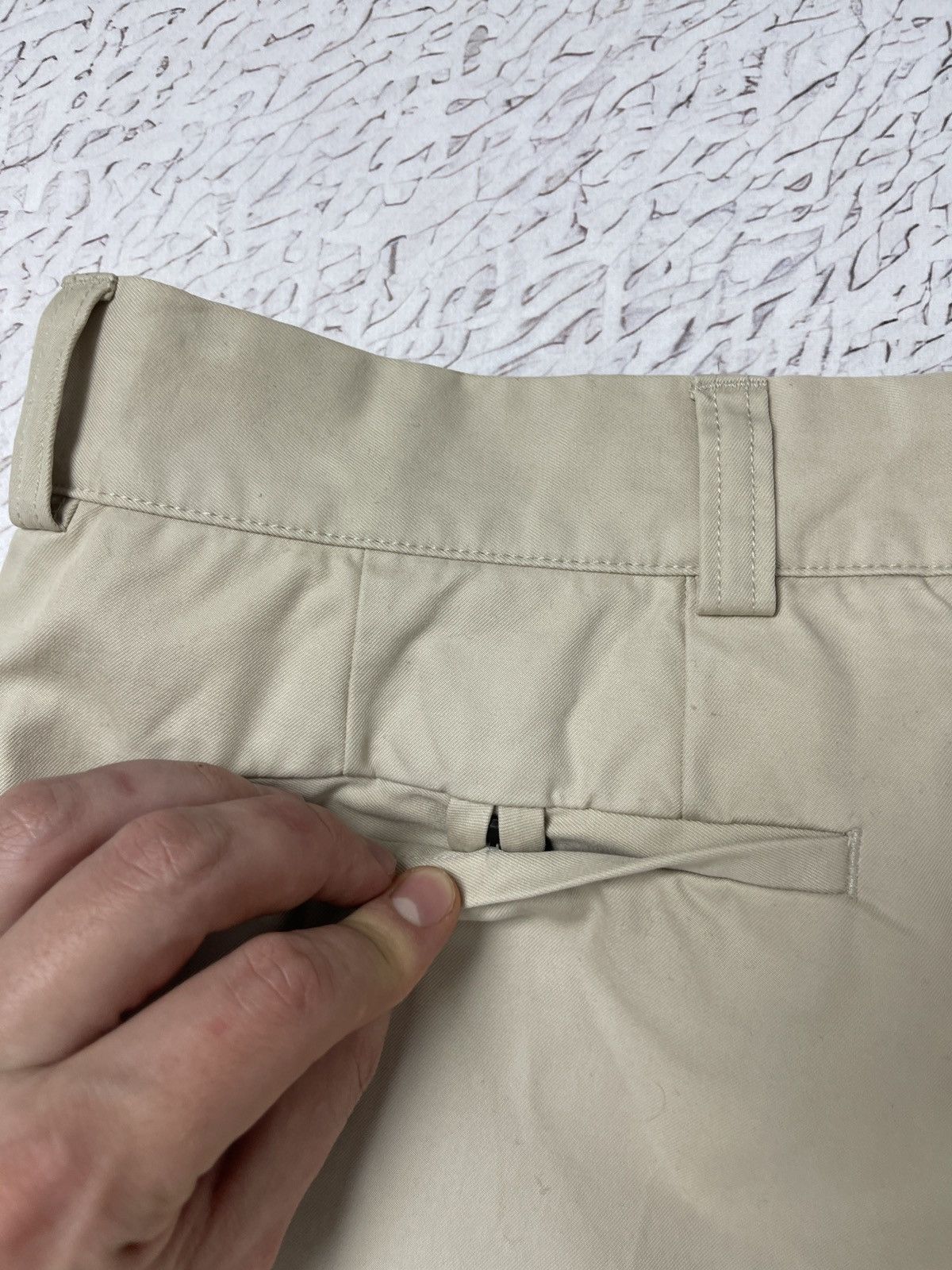 Marc Jacobs Marc Jacobs made in Italy beige chinos pants Size US 34 / EU 50 - 22 Thumbnail