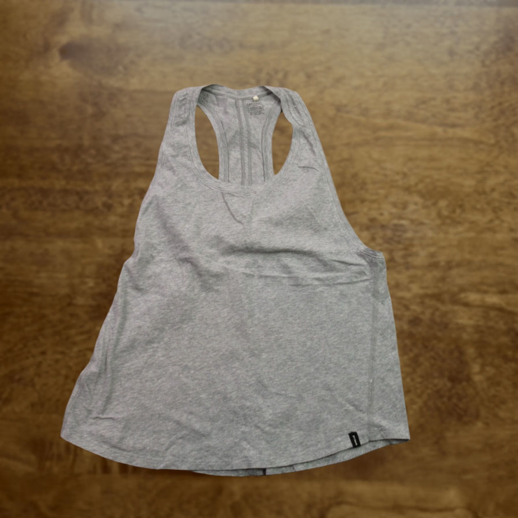 Prana Prana Top Womens Small Sleeveless Lightweight Casual Workout Gray Shirt Tank Regular Size S Cotton Blend Knit Logo Outdoor Teachers? Size S / US 4 / IT 40 - 1 Thumbnail