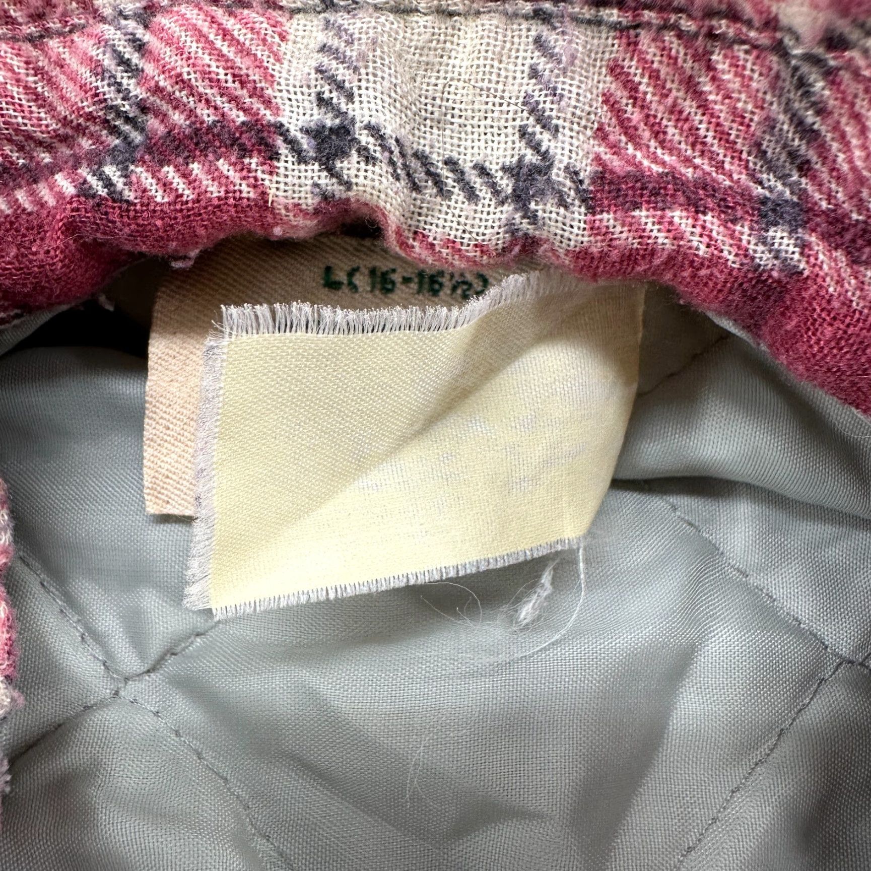 Sears VINTAGE Sears Shirt Mens L Red Flannel Plaid Long Sleeve Button Up Quilted Lined Size US L / EU 52-54 / 3 - 5 Thumbnail