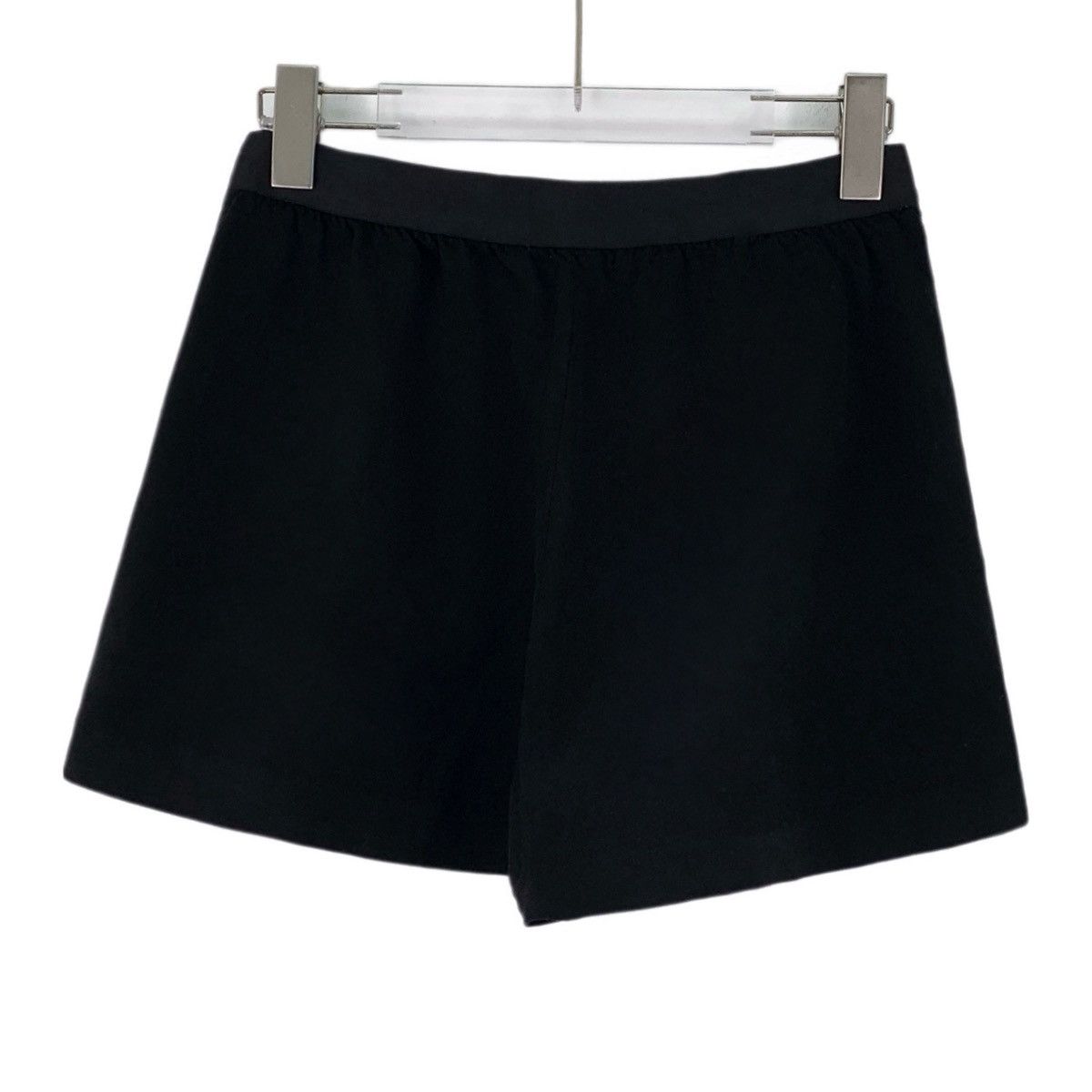 Miu Miu Miu Miu 23FW Black Logo Wool Casual Shorts K26WX Size 26" / US 2 / IT 38 - 2 Thumbnail