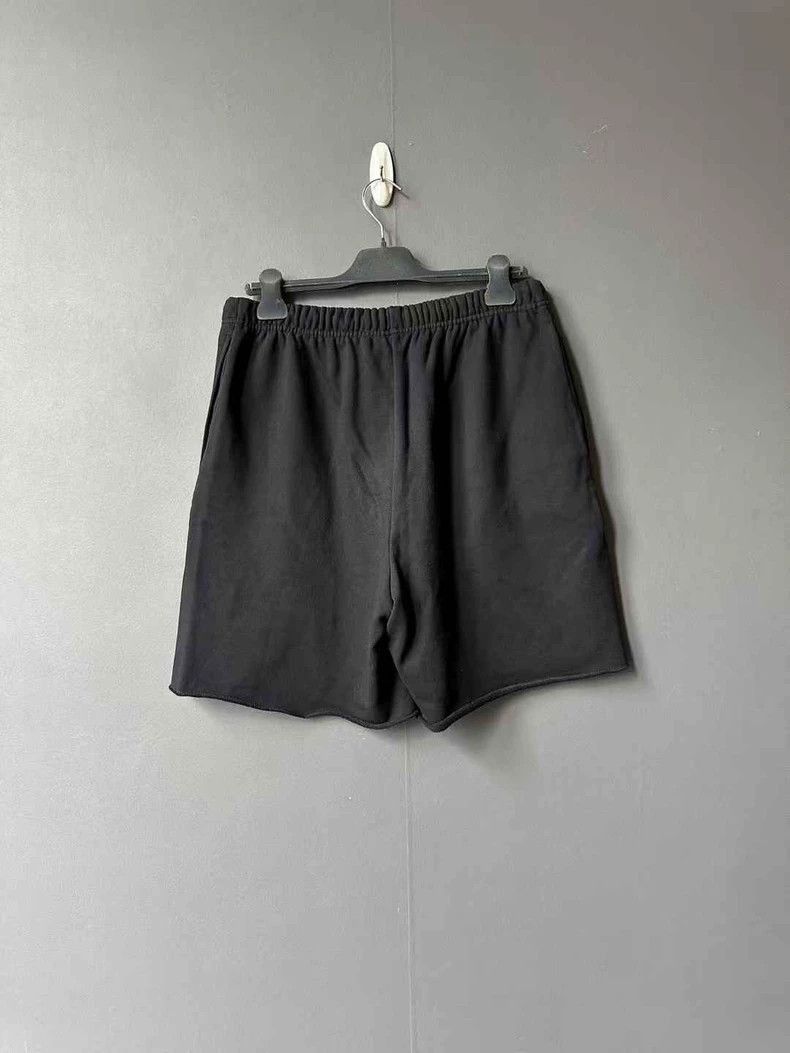 Celine Celine Black Embroidered Shorts Size L Size US 34 / EU 50 - 2 Thumbnail