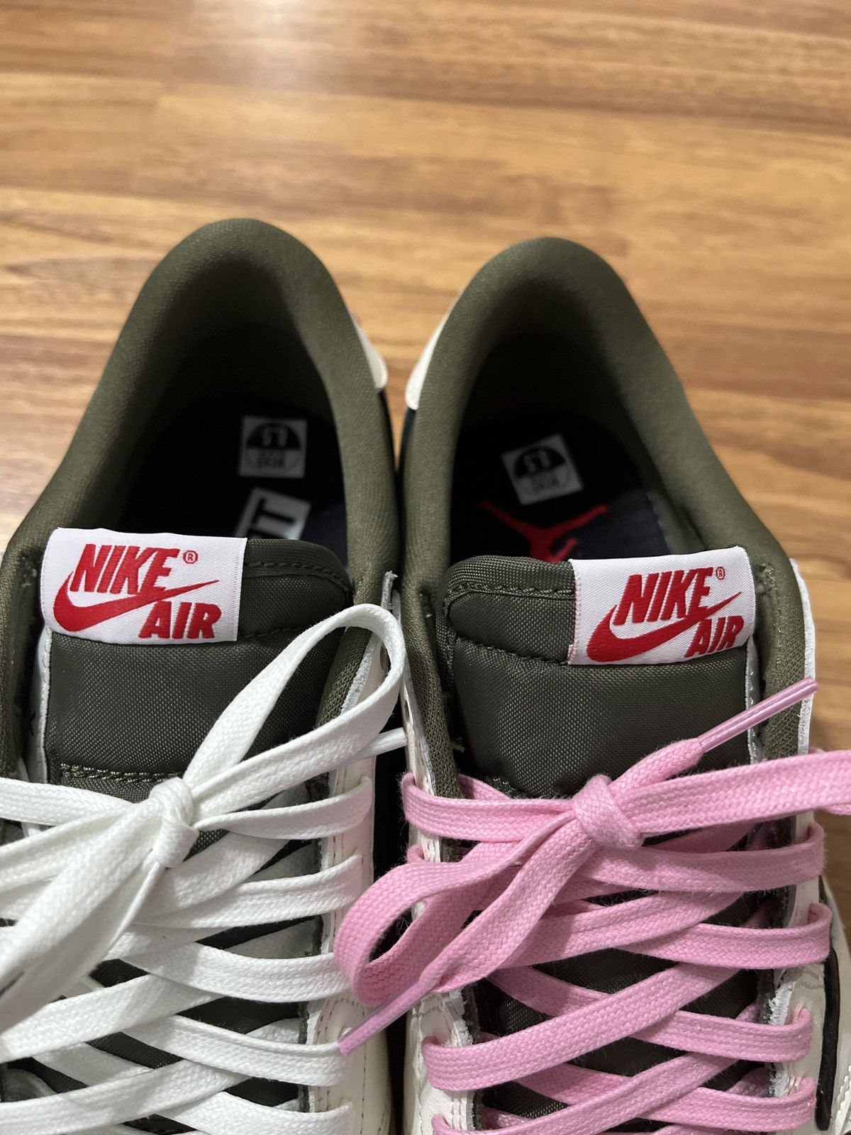 Jordan Brand × Travis Scott Travis Scott medium olive Jordan 1 low Size US 8.5 / EU 41-42 - 6 Thumbnail