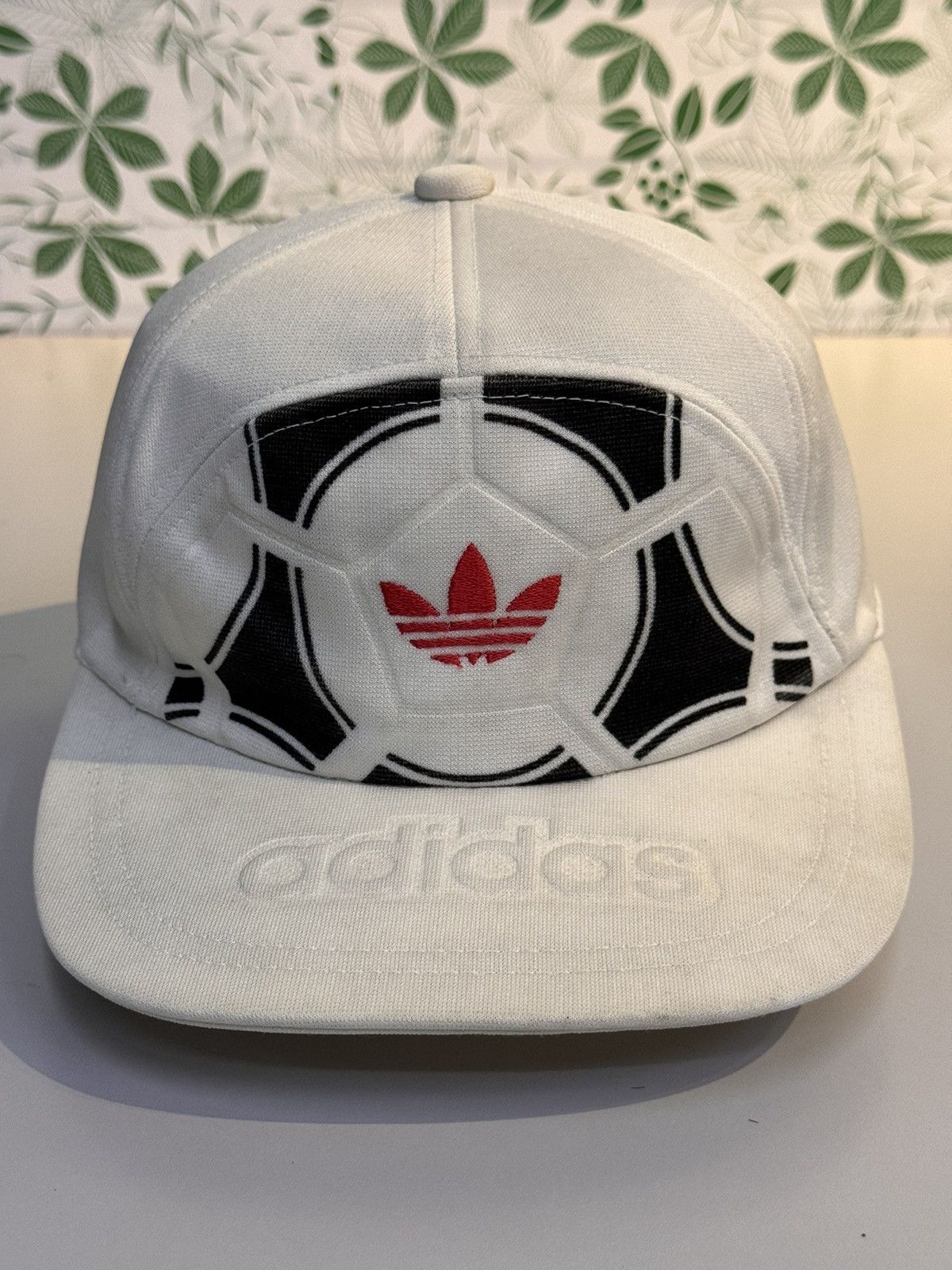 Adidas Adidas Ball Vintage Cap Size ONE SIZE - 1 Thumbnail