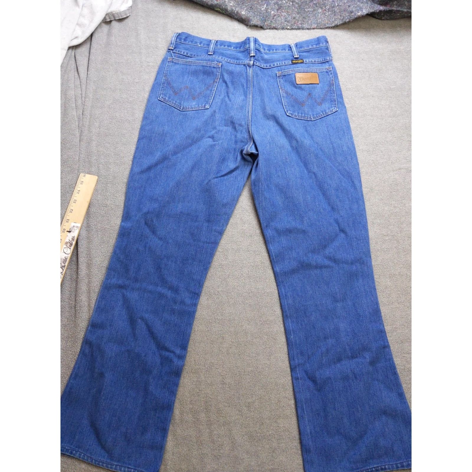 Wrangler VINTAGE Wrangler Jeans Mens 36x34 Blue 945 Flare Made In USA 90s Retro Size US 36 / EU 52 - 6 Thumbnail
