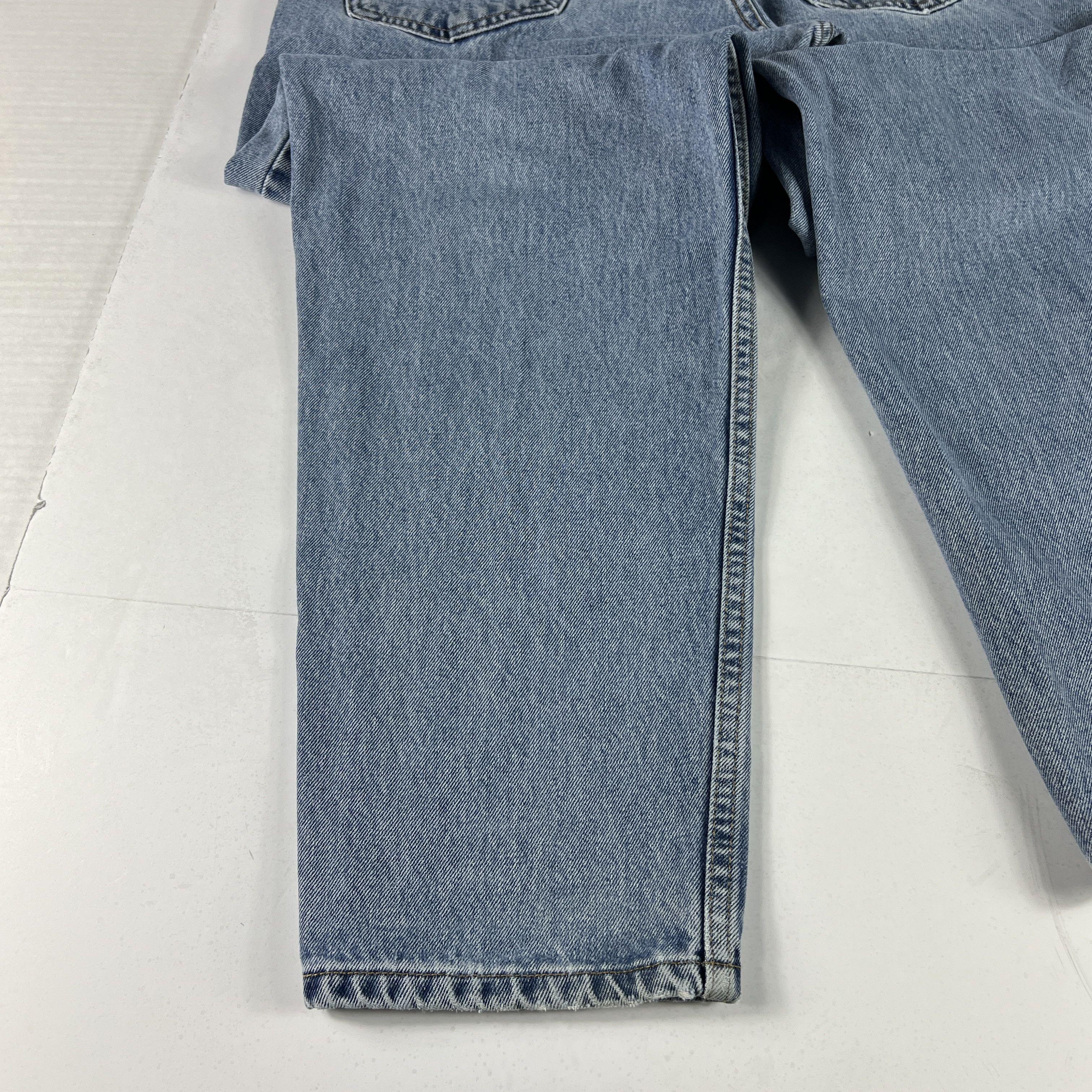 Levi's × Vintage Y2K Levi's Jeans 560 Comfort Loose Tapered Blue Faded Denim Size US 33 - 16 Thumbnail