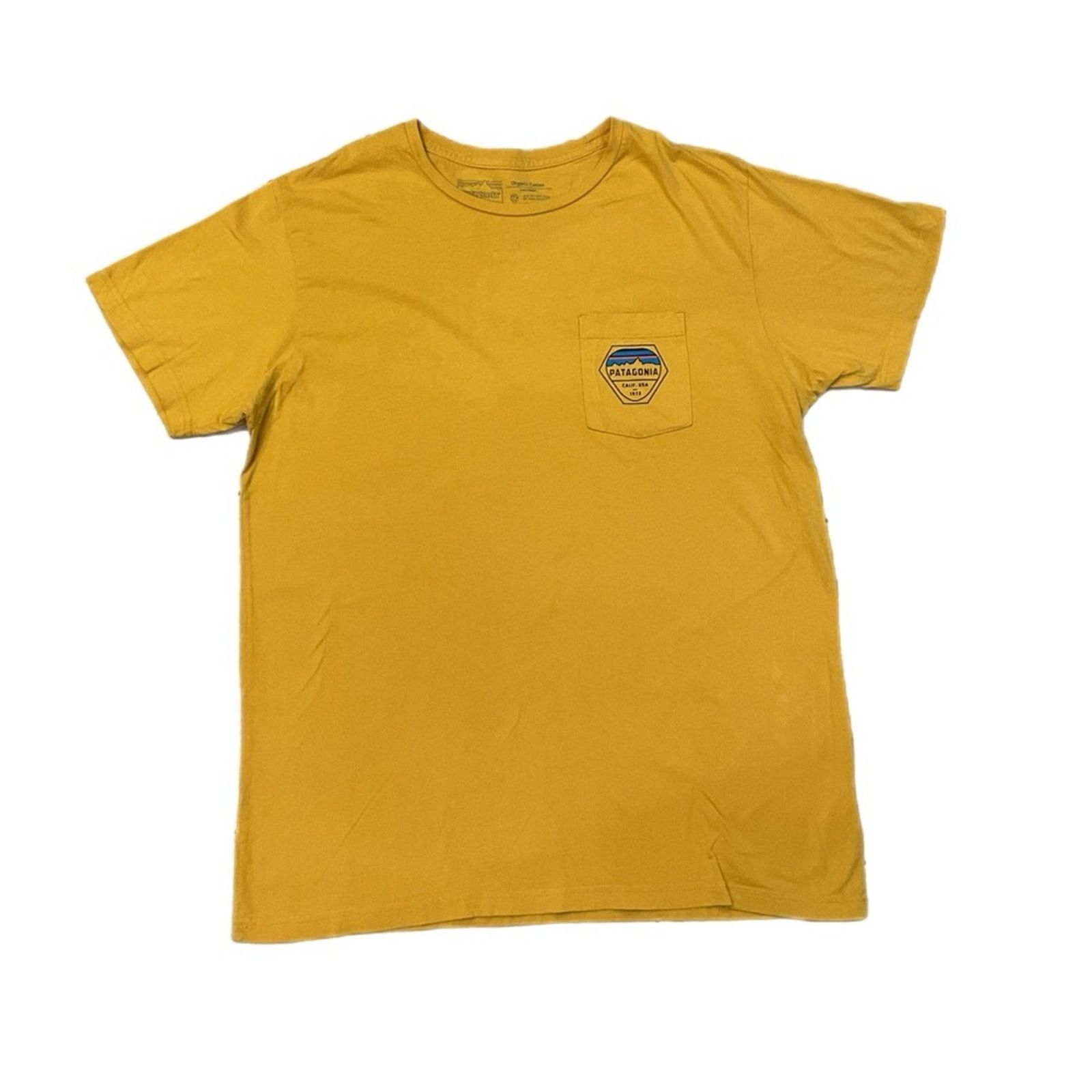 Patagonia Patagonia Yellow Side Pocket T-Shirt Size US L / EU 52-54 / 3 - 1 Thumbnail