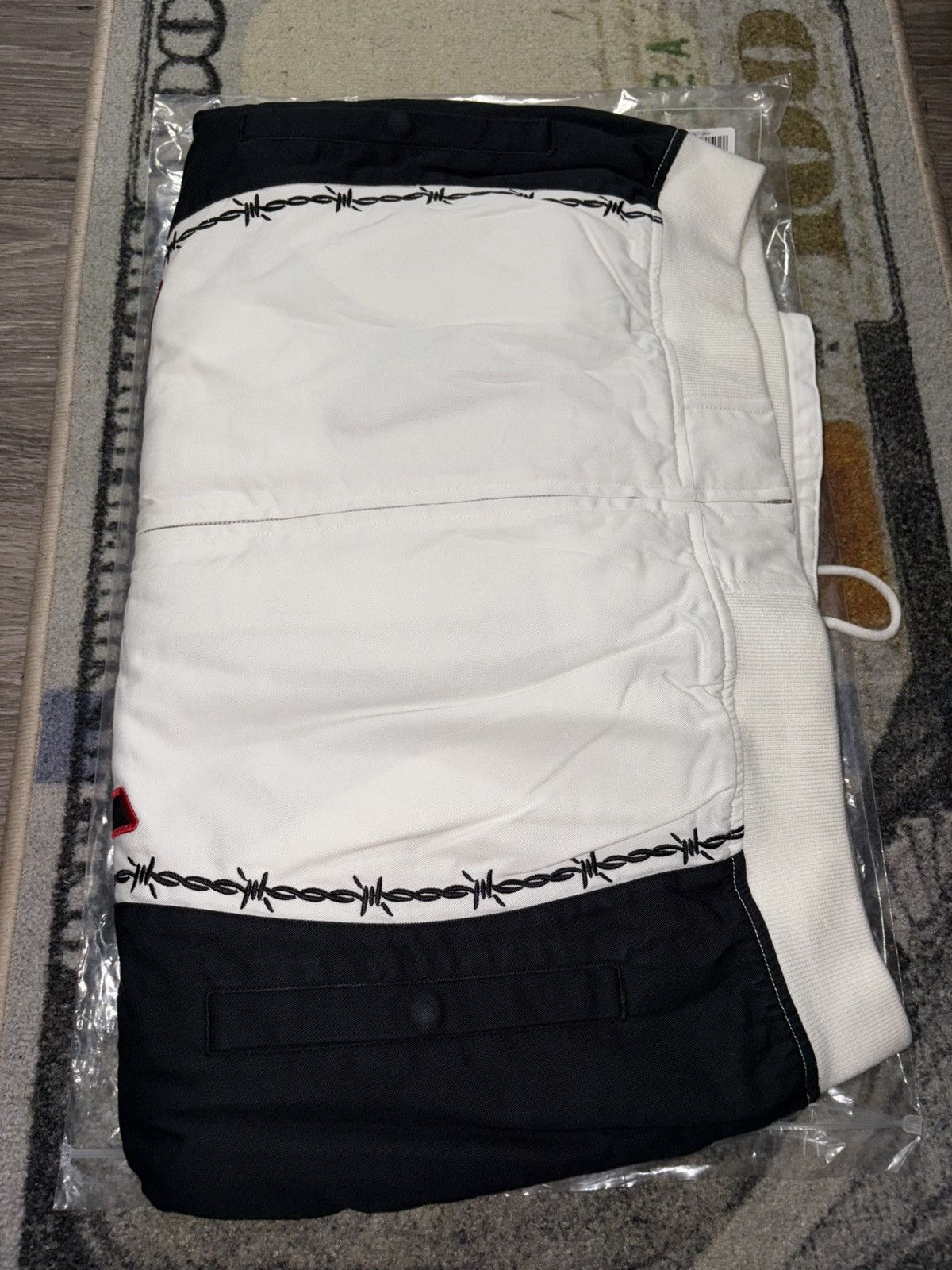 Palace Palace Need For P’s Jacket White Black Size US XL / EU 56 / 4 - 5 Thumbnail