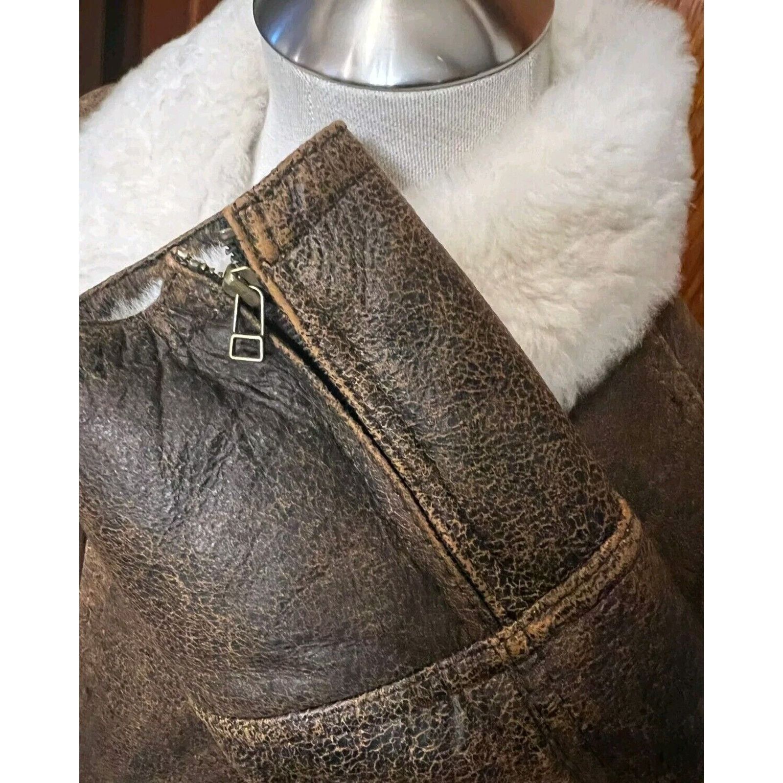 Other MARCO GIANNOTTI Brown Shearling coat Size 44R Size US L / EU 52-54 / 3 - 2 Thumbnail