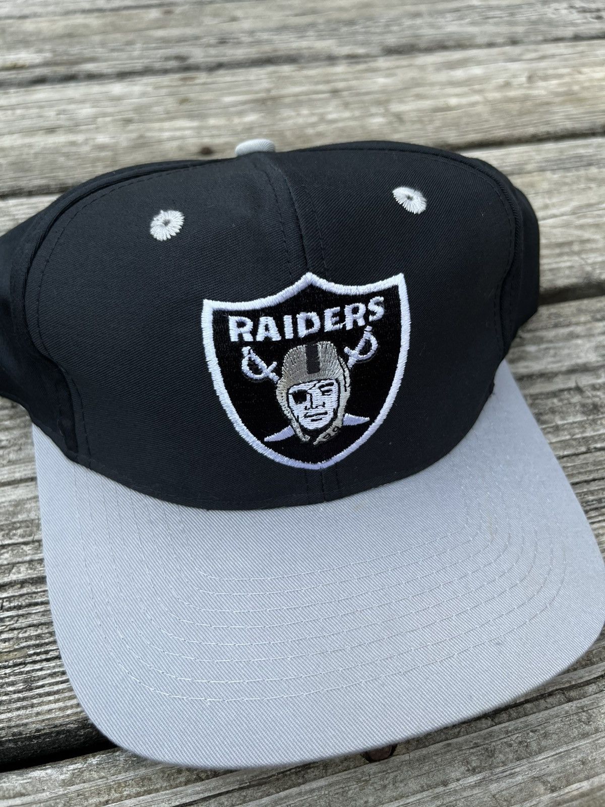 NFL Vintags LA Raiders Snapback Size ONE SIZE - 2 Thumbnail