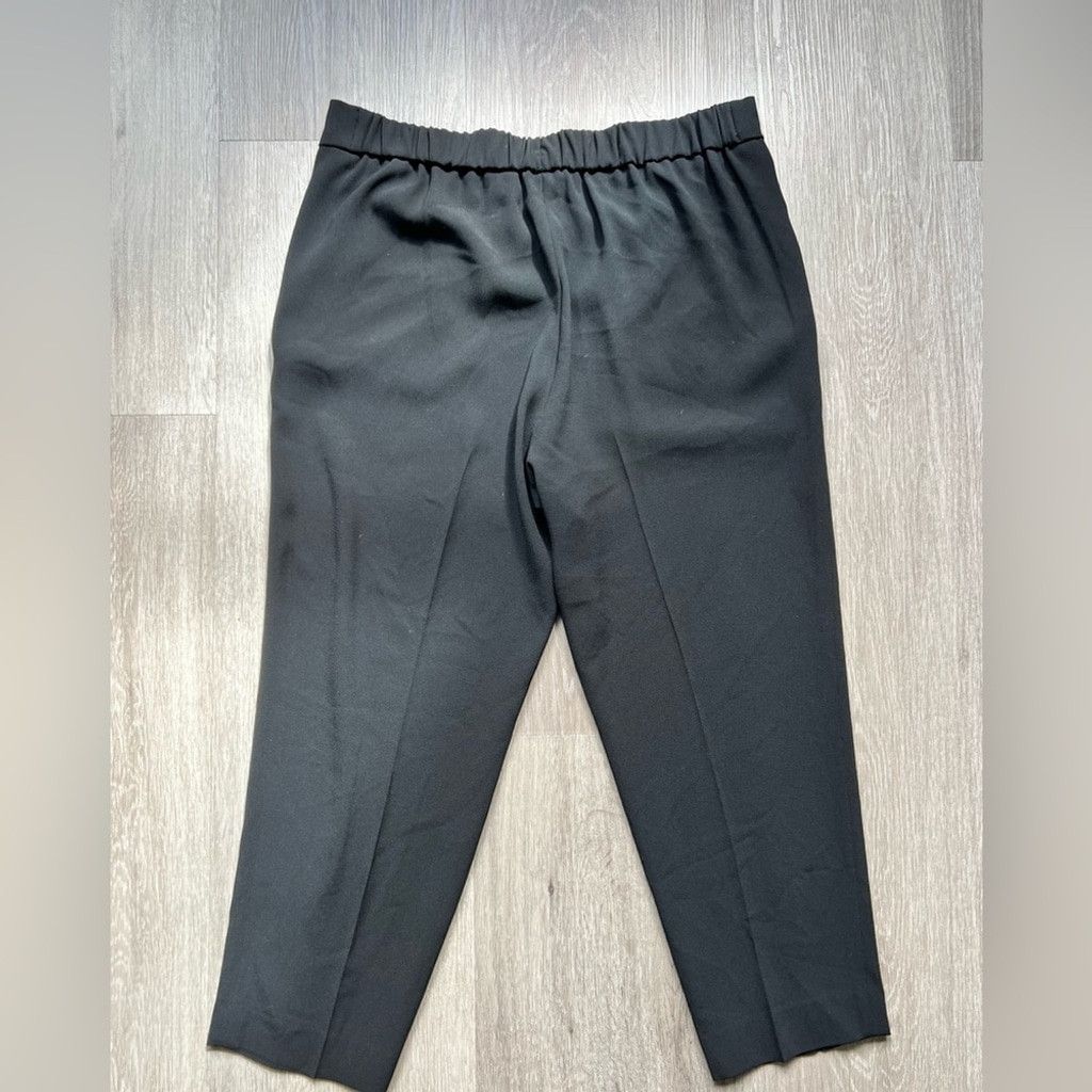 Aritzia Babaton Black Capris Size 32" / US 10 / IT 46 - 2 Thumbnail