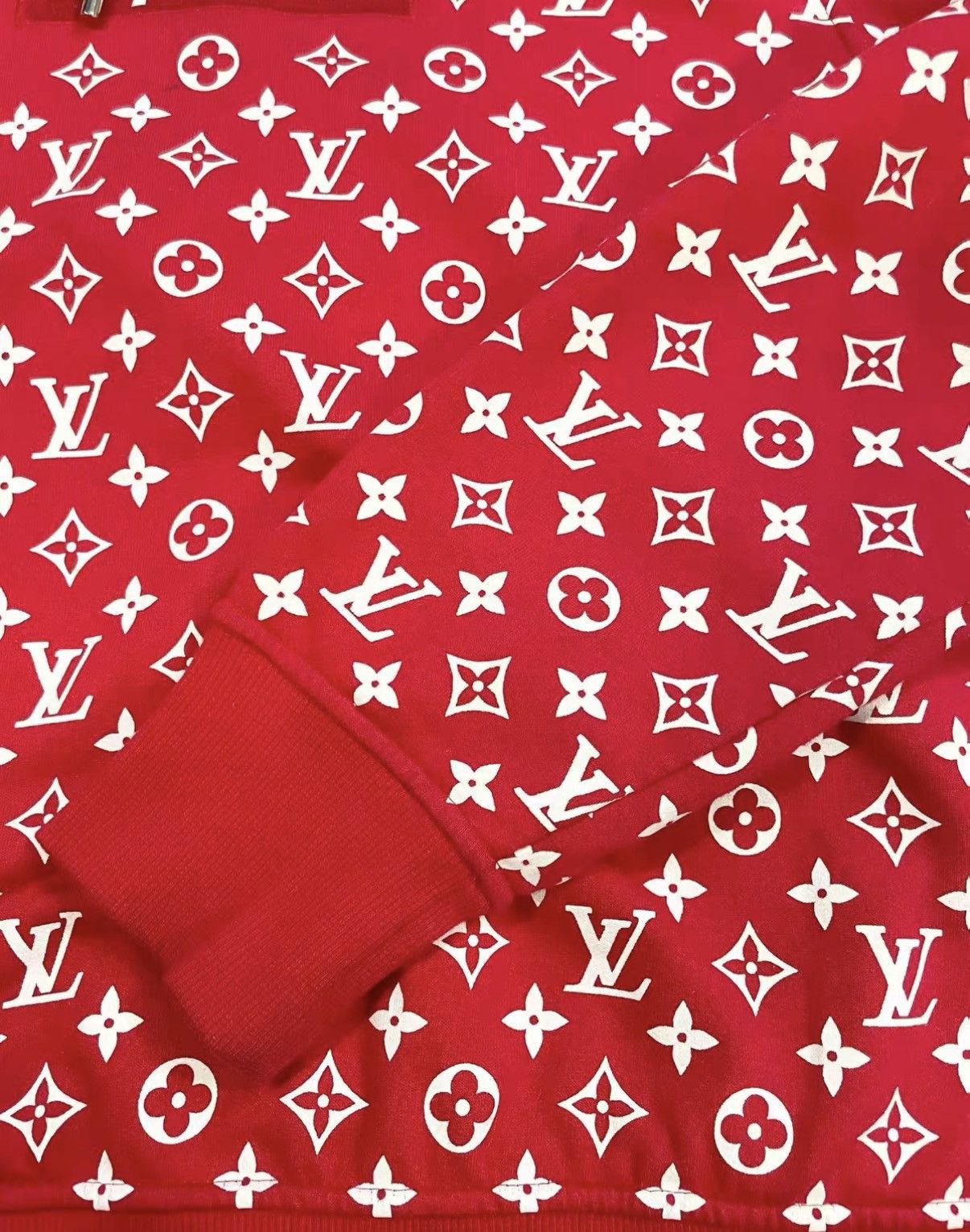 Louis Vuitton Louis Vuitton Supreme Collaboration Red Monogram Hoodie J33 Size S / US 4 / IT 40 - 4 Thumbnail