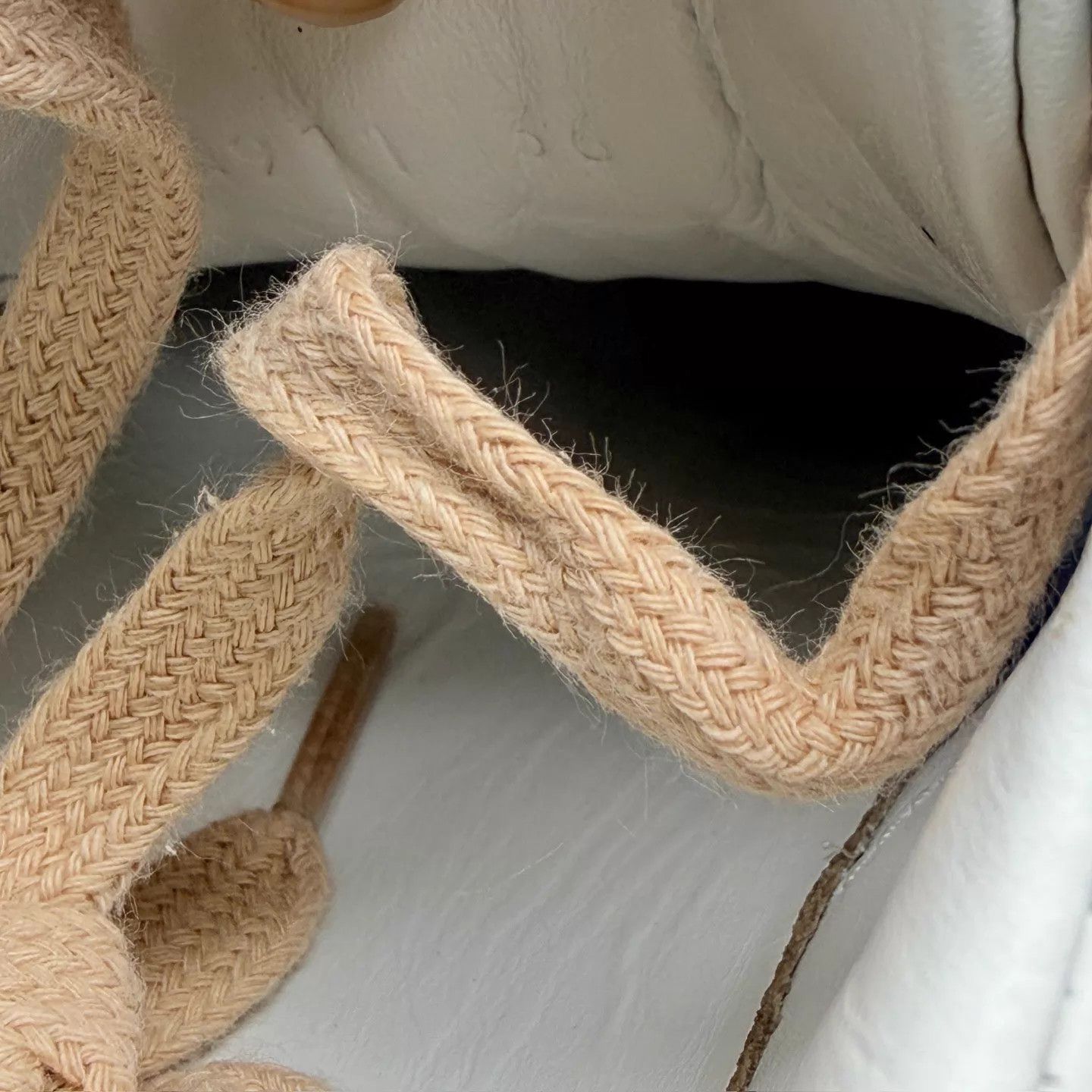 Gucci GUCCI Wmn's Wht/Pnk GG Print Cookies Sneakers 36EU 95mint Size US 5.5 / IT 35.5 - 7 Thumbnail
