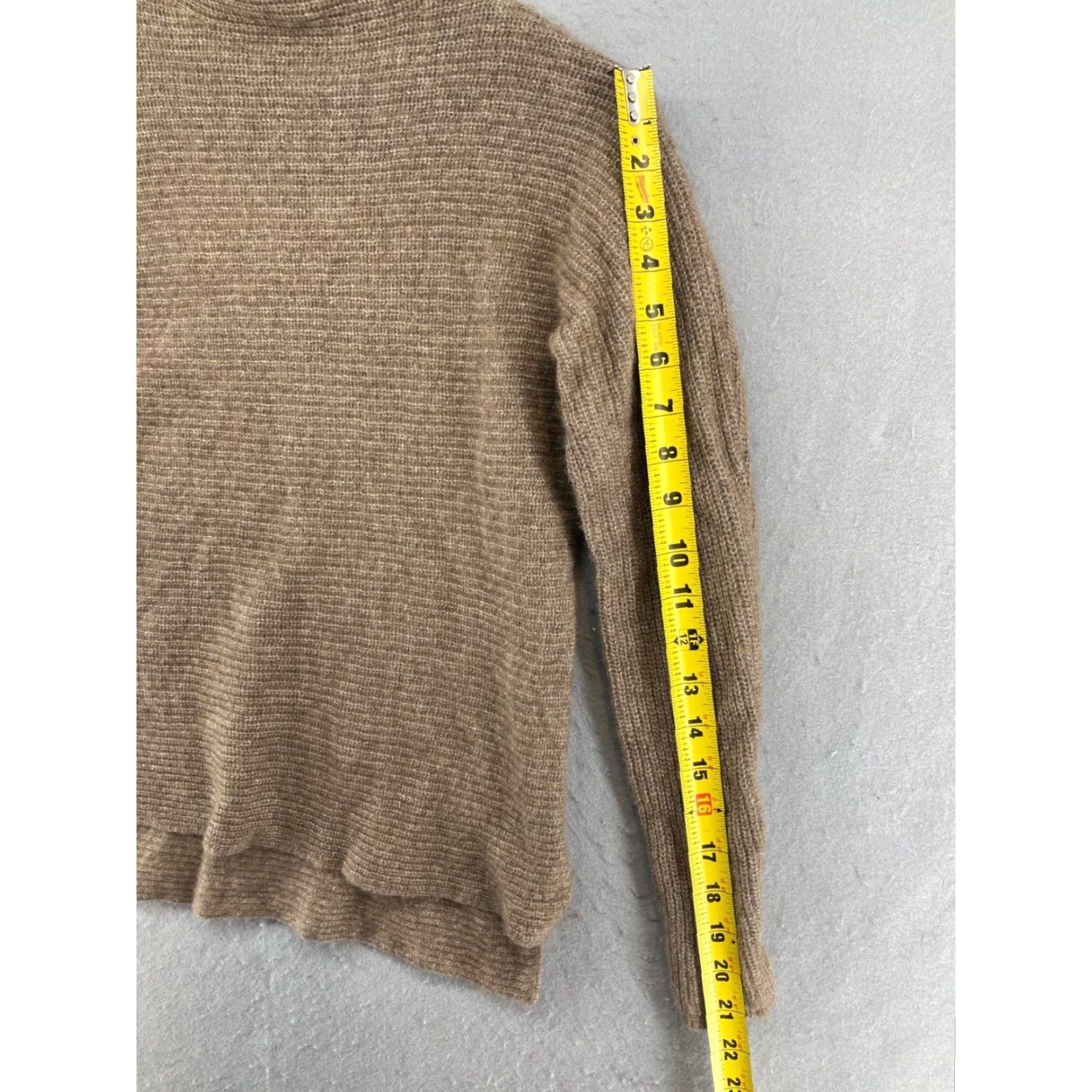 Vintage Bartolini Women's Sweater Medium Tan Turtleneck Wool Blend Long Sleeve Knit Size M / US 6-8 / IT 42-44 - 4 Thumbnail