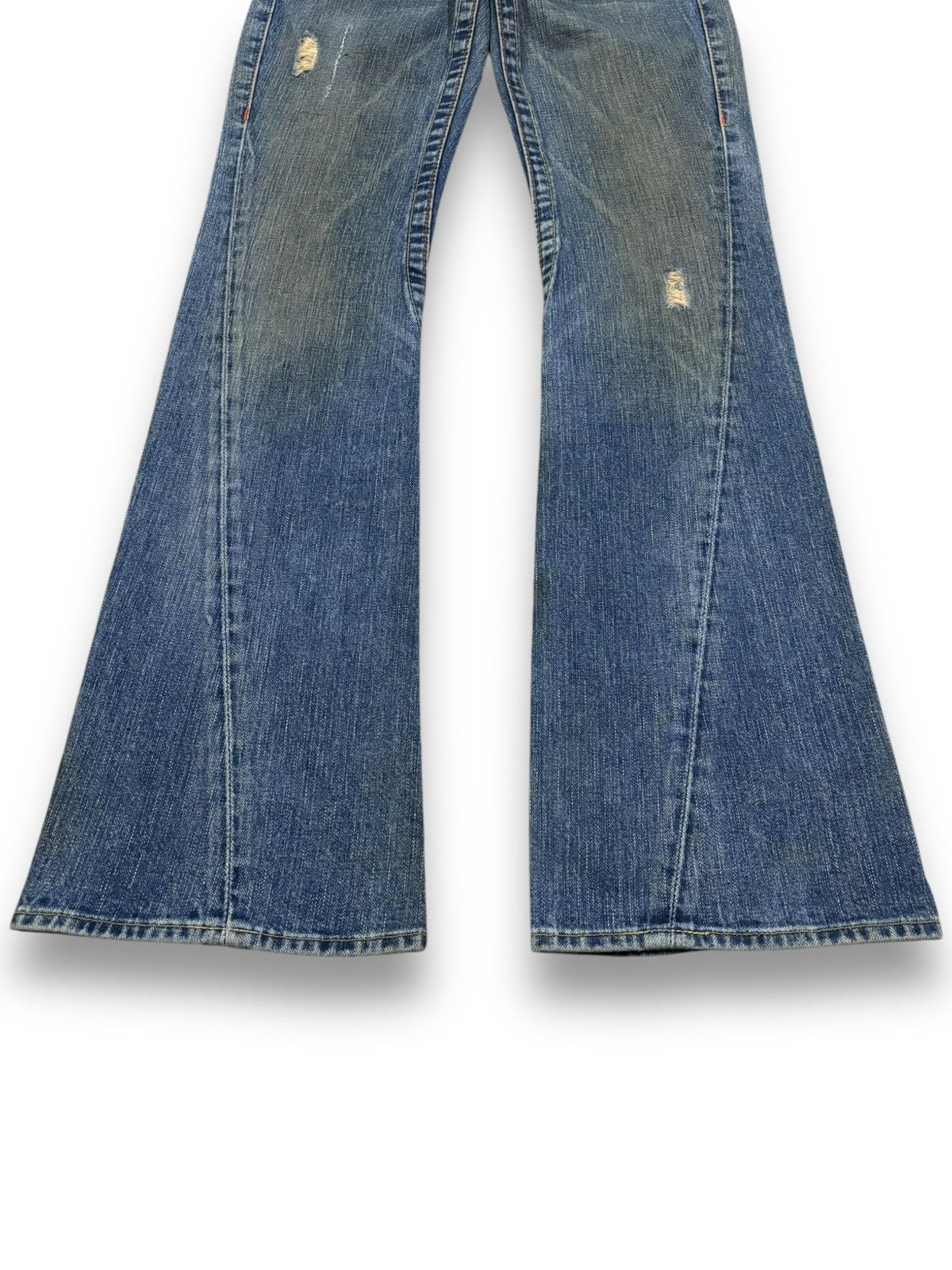 True Religion Vintage True Religion Joey Mud Washed Flare Distressed Jeans Size US 28 / EU 44 - 7 Thumbnail