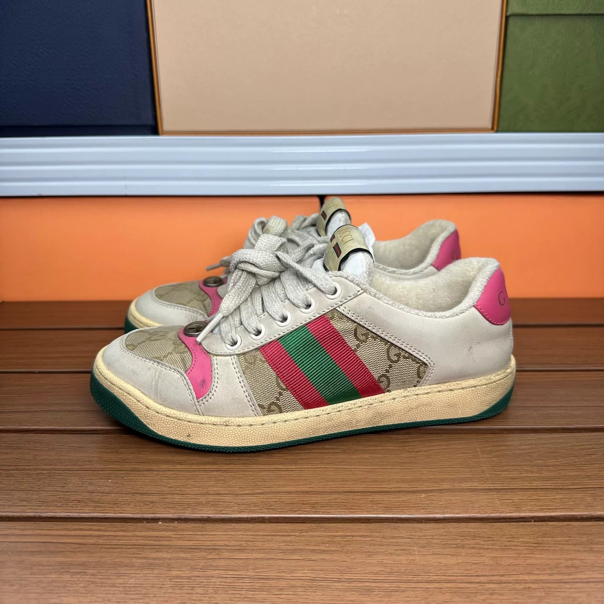 Gucci Gucci Lowtop Sneakers it_35 Women Size US 5 / IT 35 - 1 Thumbnail
