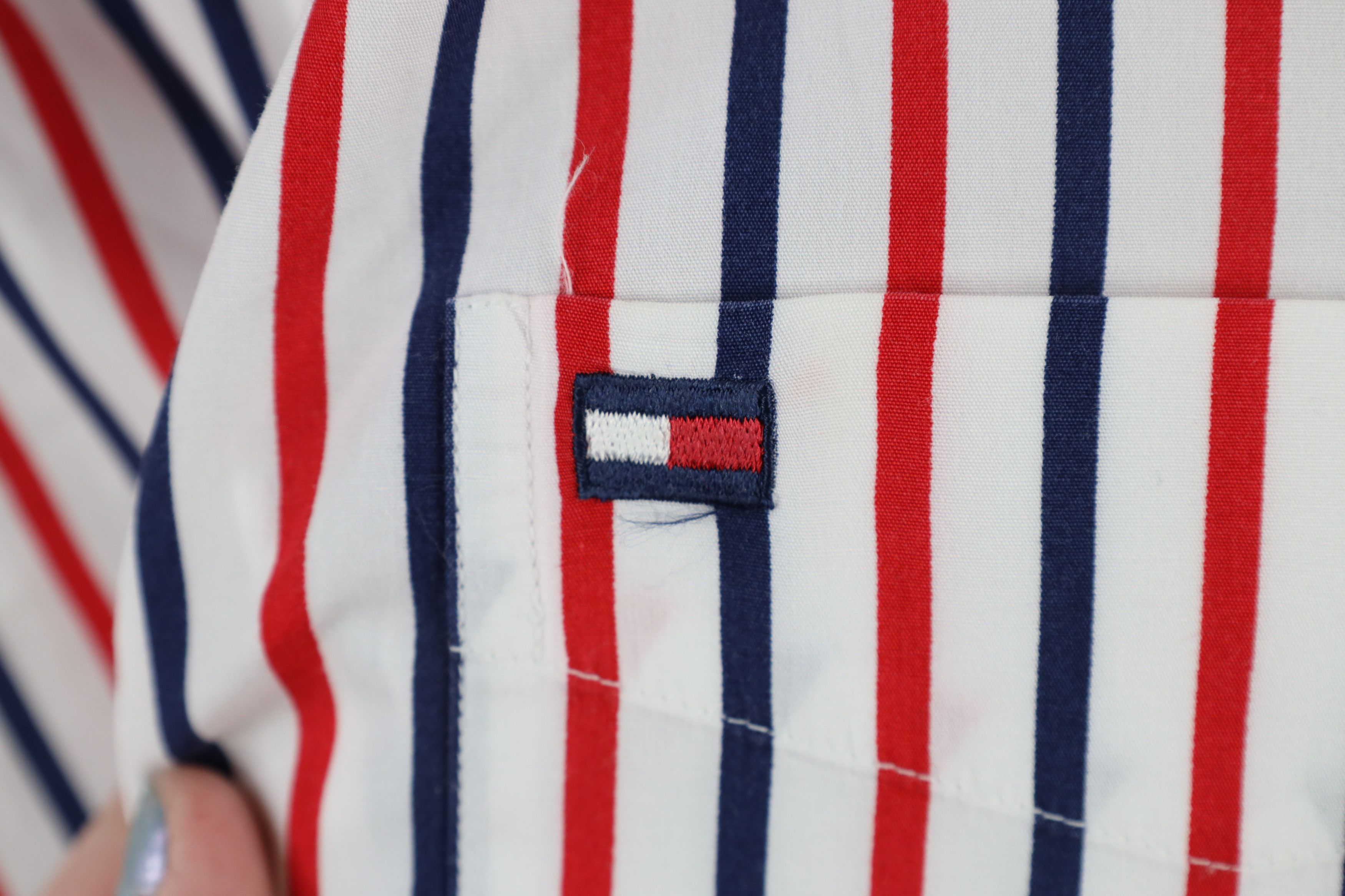 Tommy Hilfiger × Vintage Vintage 90s Tommy Hilfiger Block Collared Button Down Shirt Size US M / EU 48-50 / 2 - 4 Thumbnail