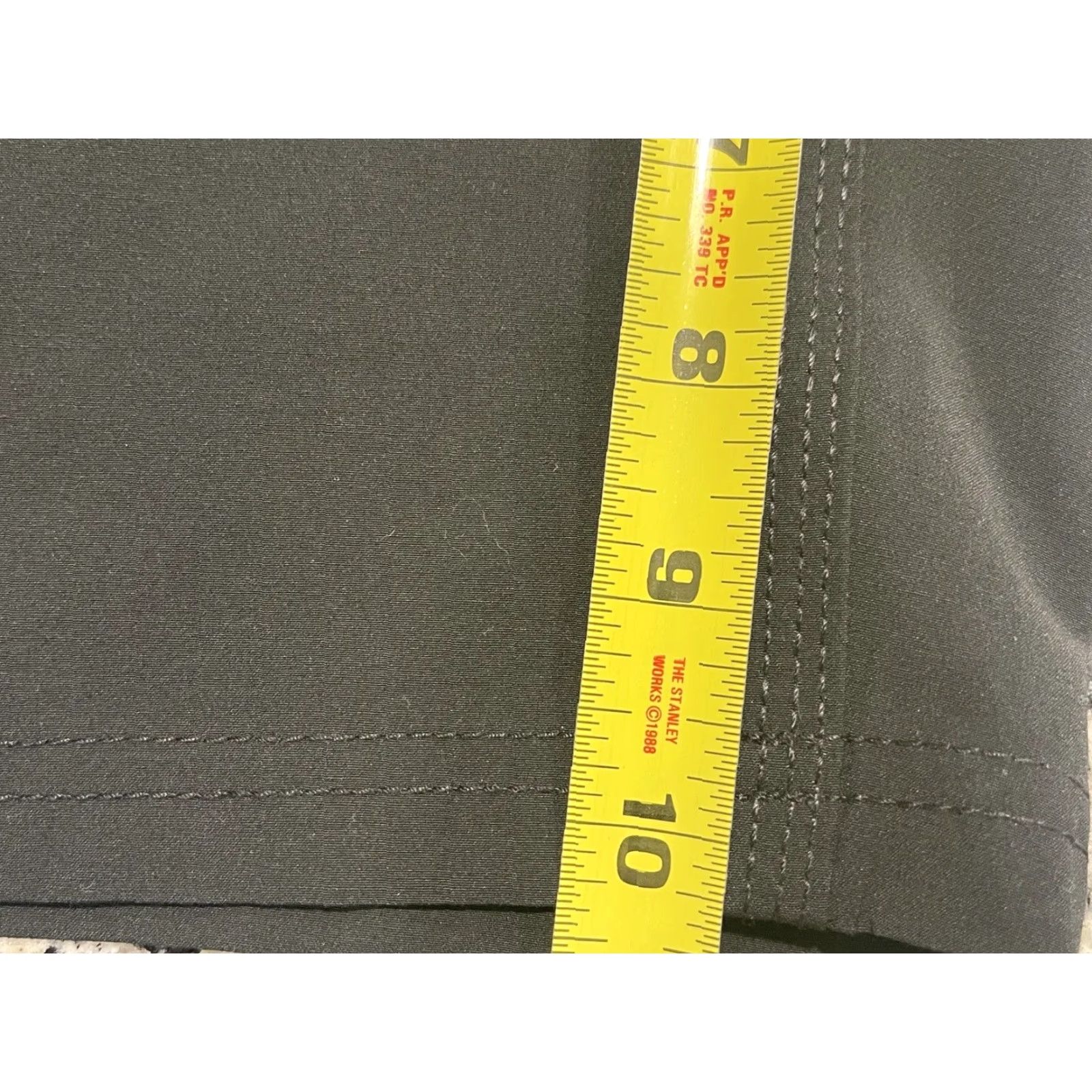 Vintage HUK Men’s Fishing Shorts Next Level 5-Pocket Outdoor Quick Dry Shirt? Size US 39 - 8 Thumbnail