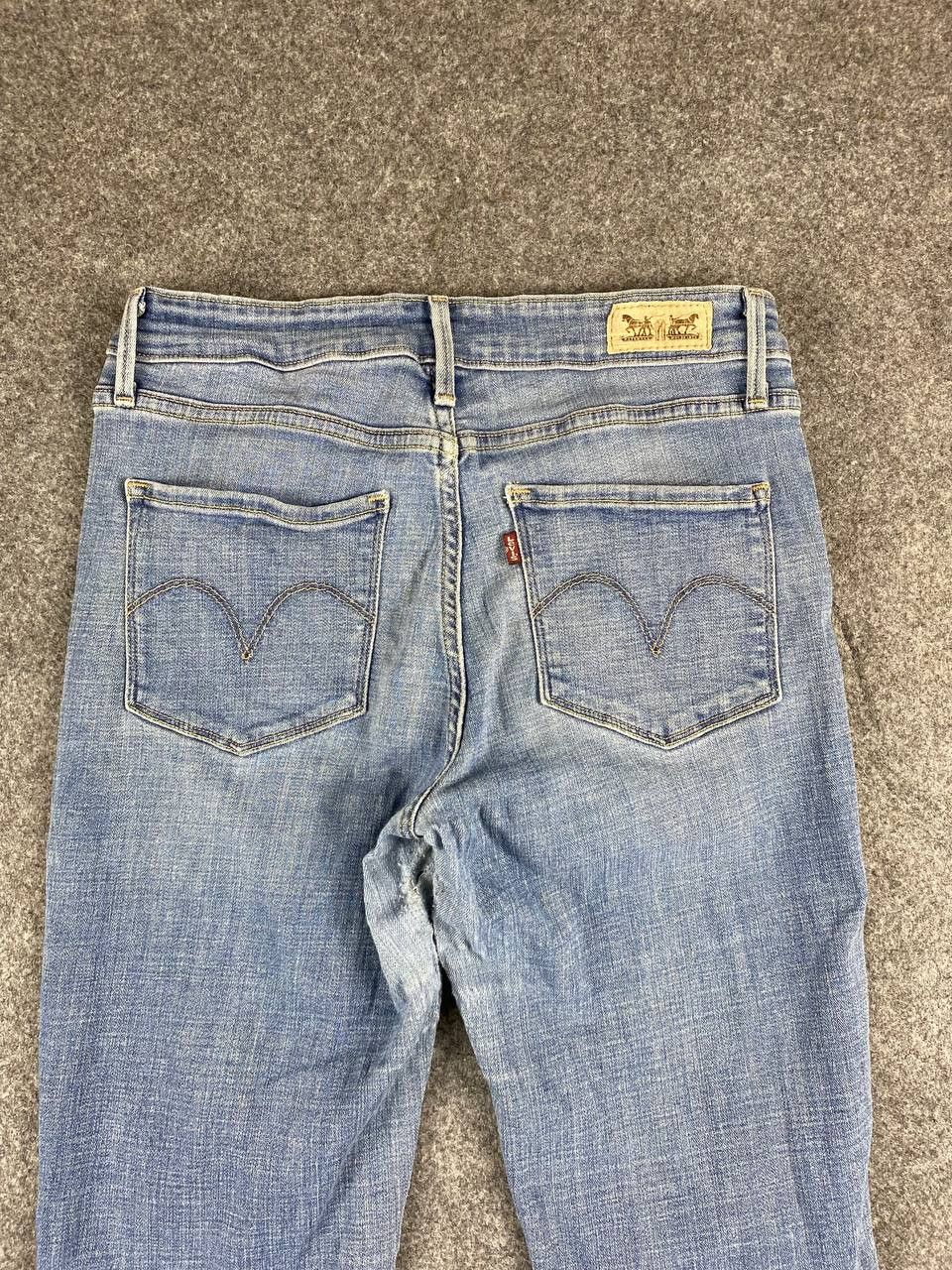 Levi's levis ladies mid rise skinny distressed denim Size 30" / US 8 / IT 44 - 3 Thumbnail
