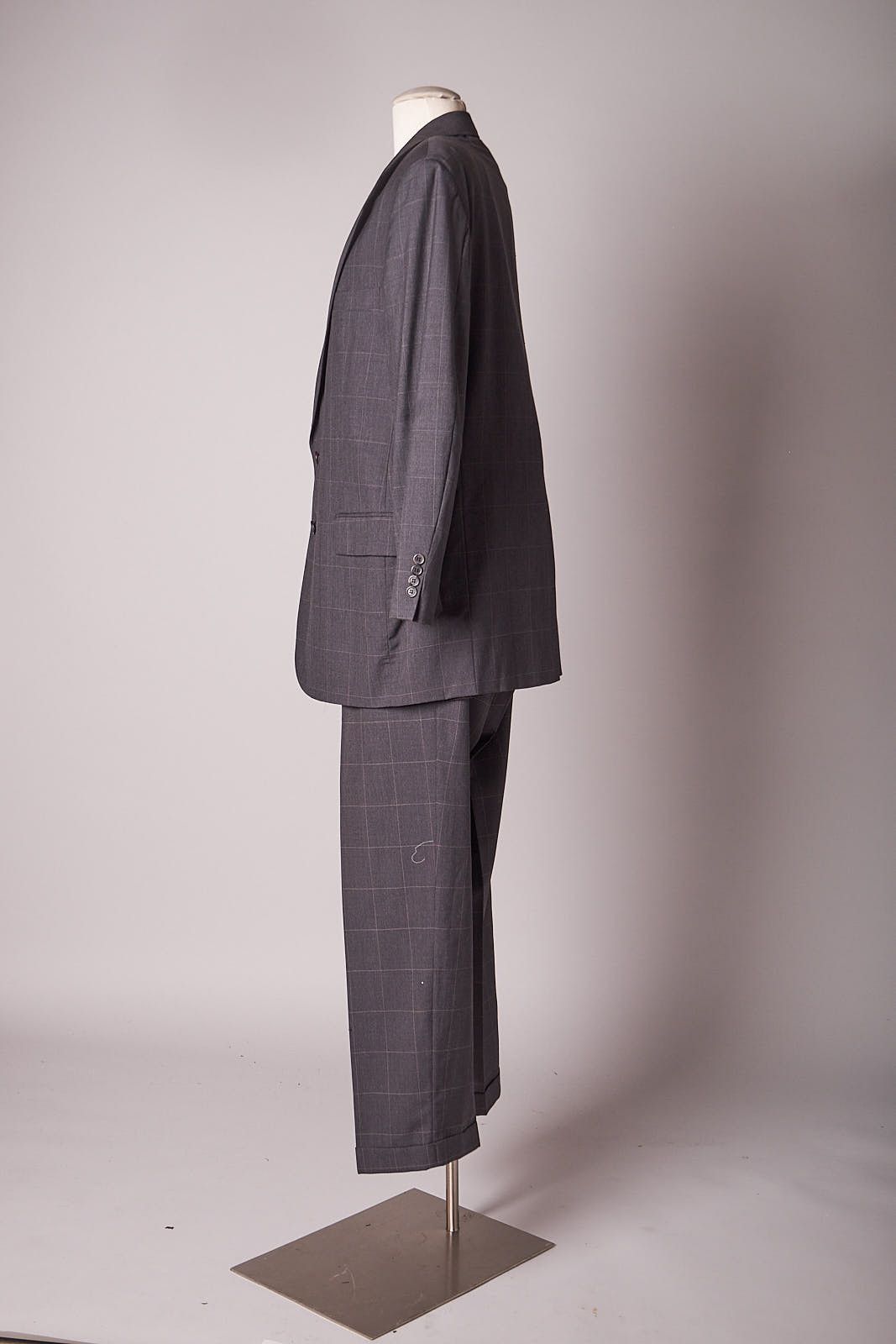 Tom James 198os Dark Gray Check 2 Piece Wool Suit Size 42R - 2 Thumbnail