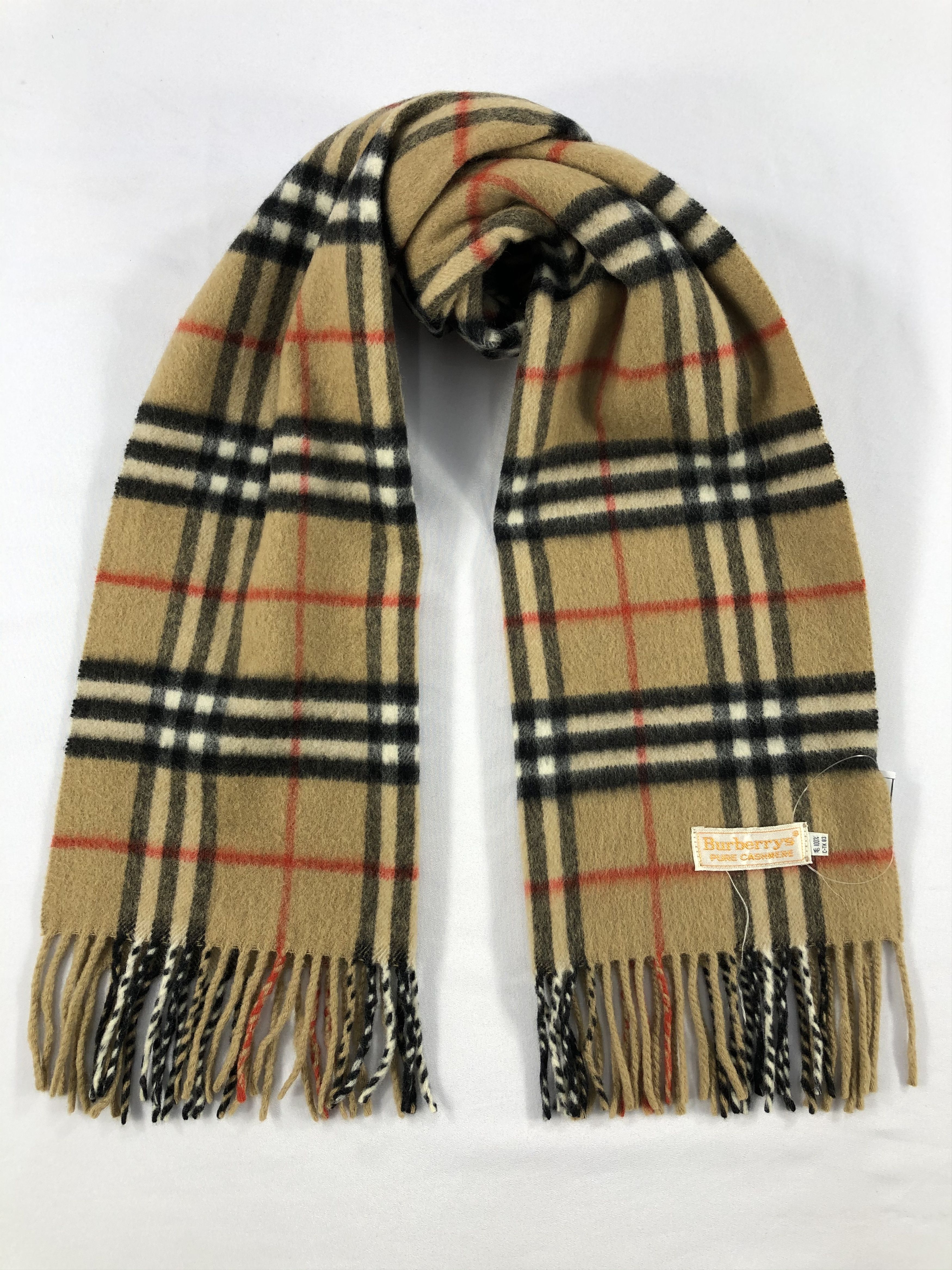 Burberry Vintage Burberry Scarf/Muffler/Neckwear MF1743 Size ONE SIZE - 1 Thumbnail