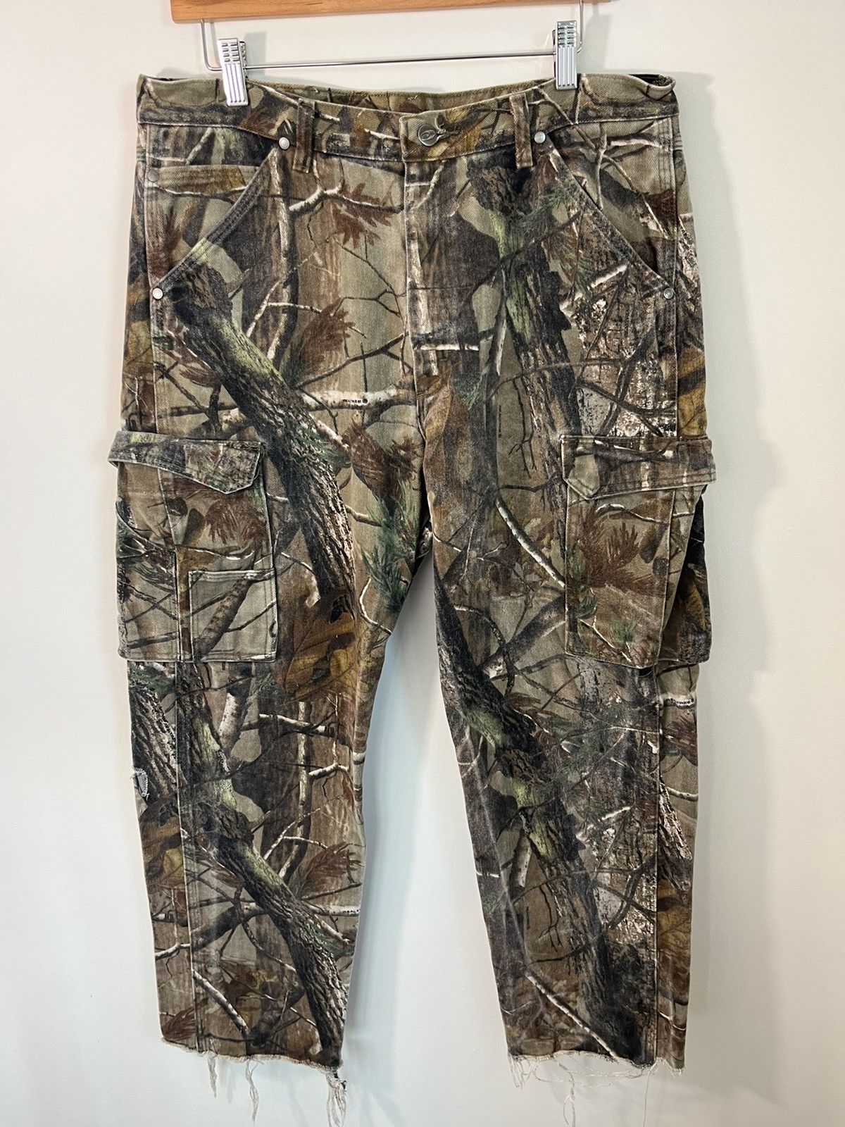 Vintage Vintage Thrashed Wrangler Camouflage Cargo Pants Size US 36 / EU 52 - 1 Thumbnail