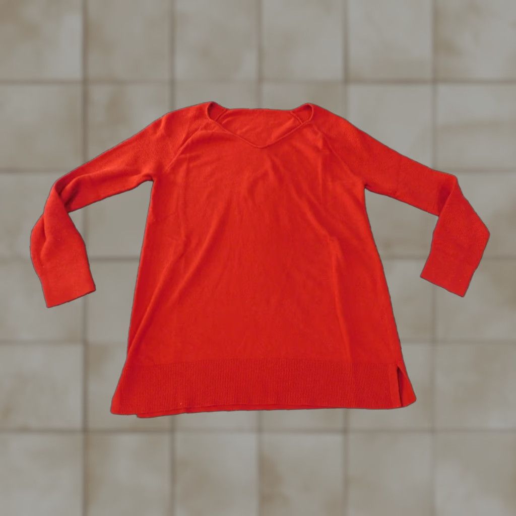 Loft LOFT Red Knit Pullover Sweater M Women V-Neck Cotton Rayon Rib Knit Long Sleeve Casual Modern Design Button Details Regular Fit Size M / US 6-8 / IT 42-44 - 1 Thumbnail