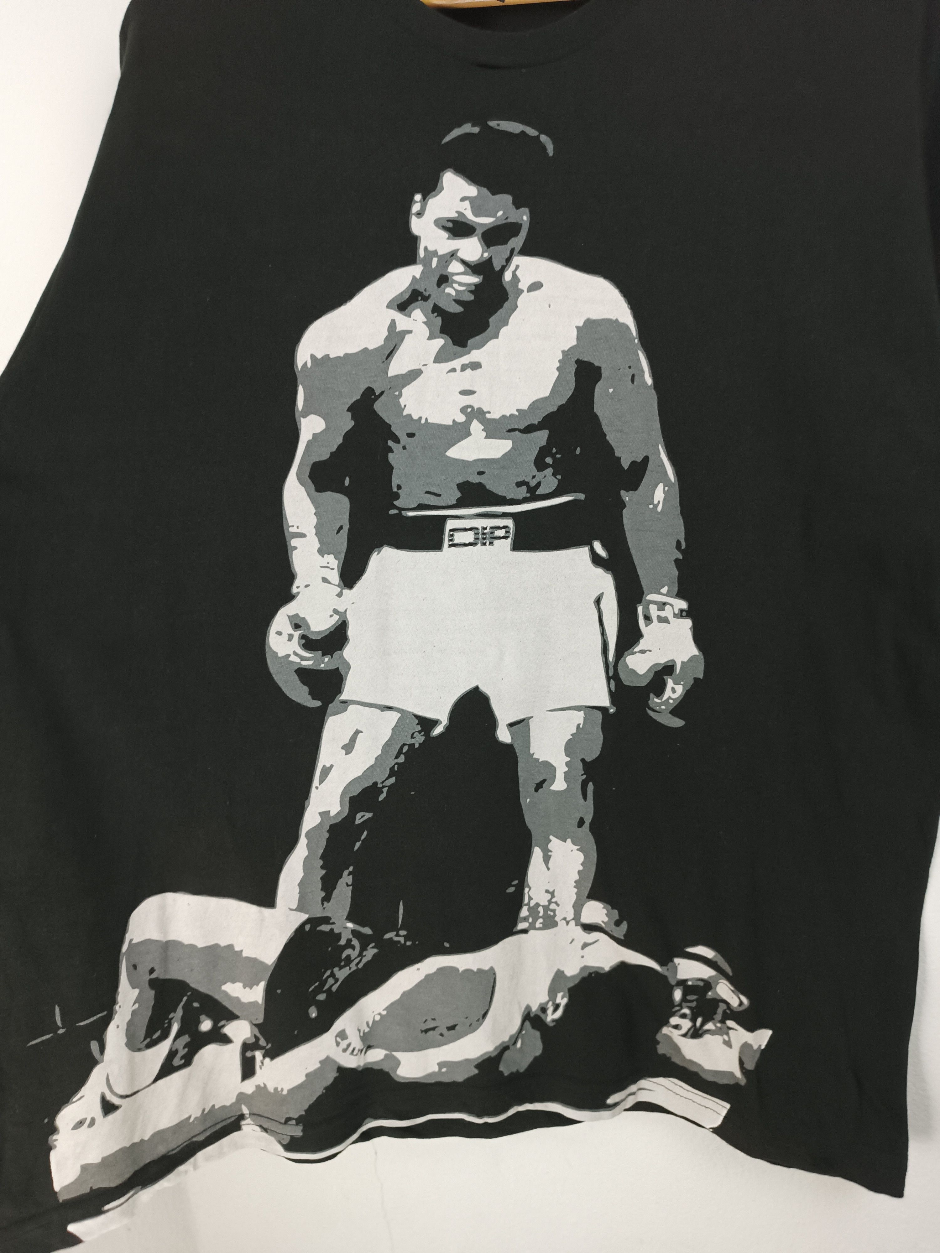 Vintage VINTAGE Y2K MUHAMMAD ALI AOP BOXING LEGENDS TYSON UFC TEE Size US L / EU 52-54 / 3 - 10 Thumbnail