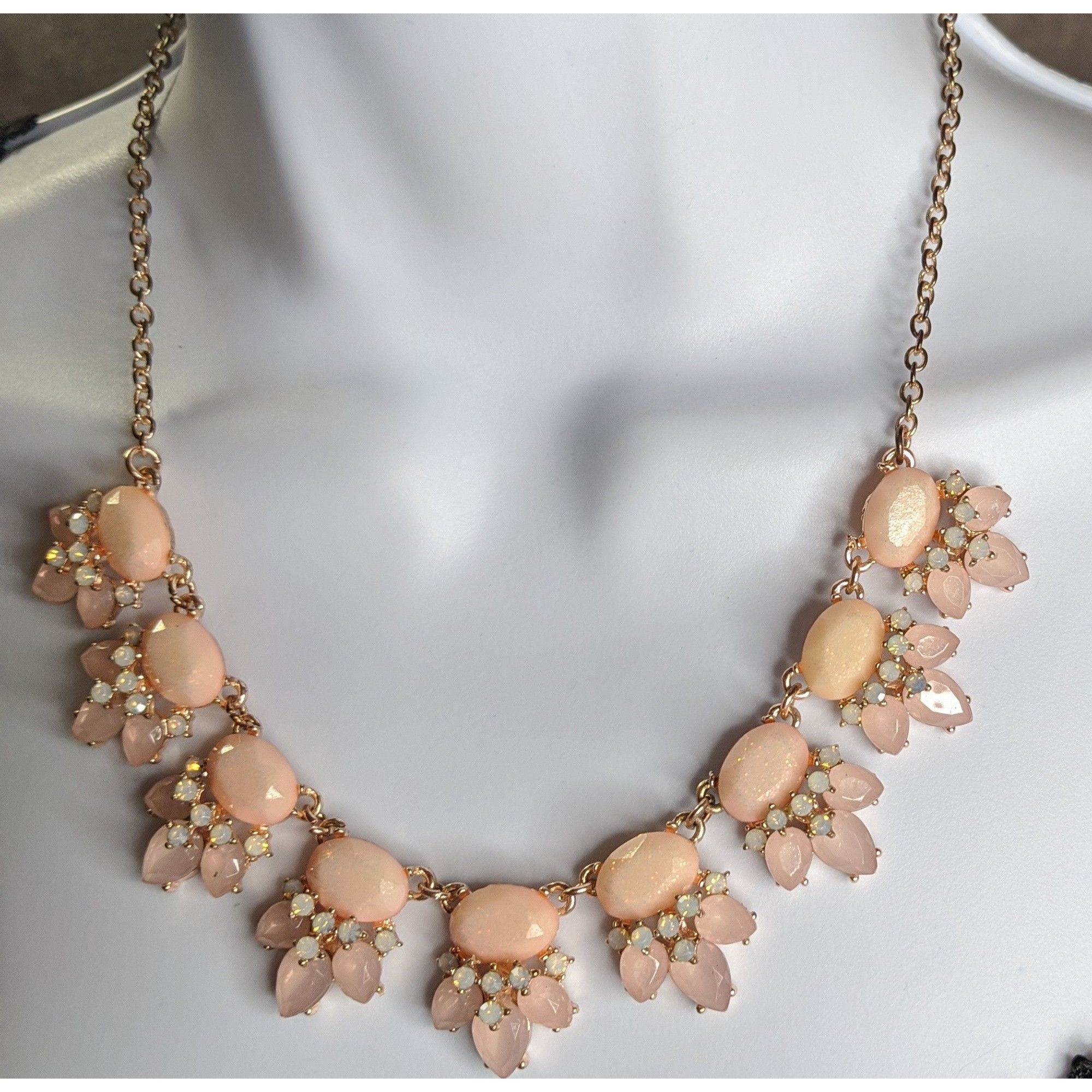 Other Elegant Rose Gold Tone Necklace With Peach & Opal Tone Gems Size ONE SIZE - 4 Thumbnail
