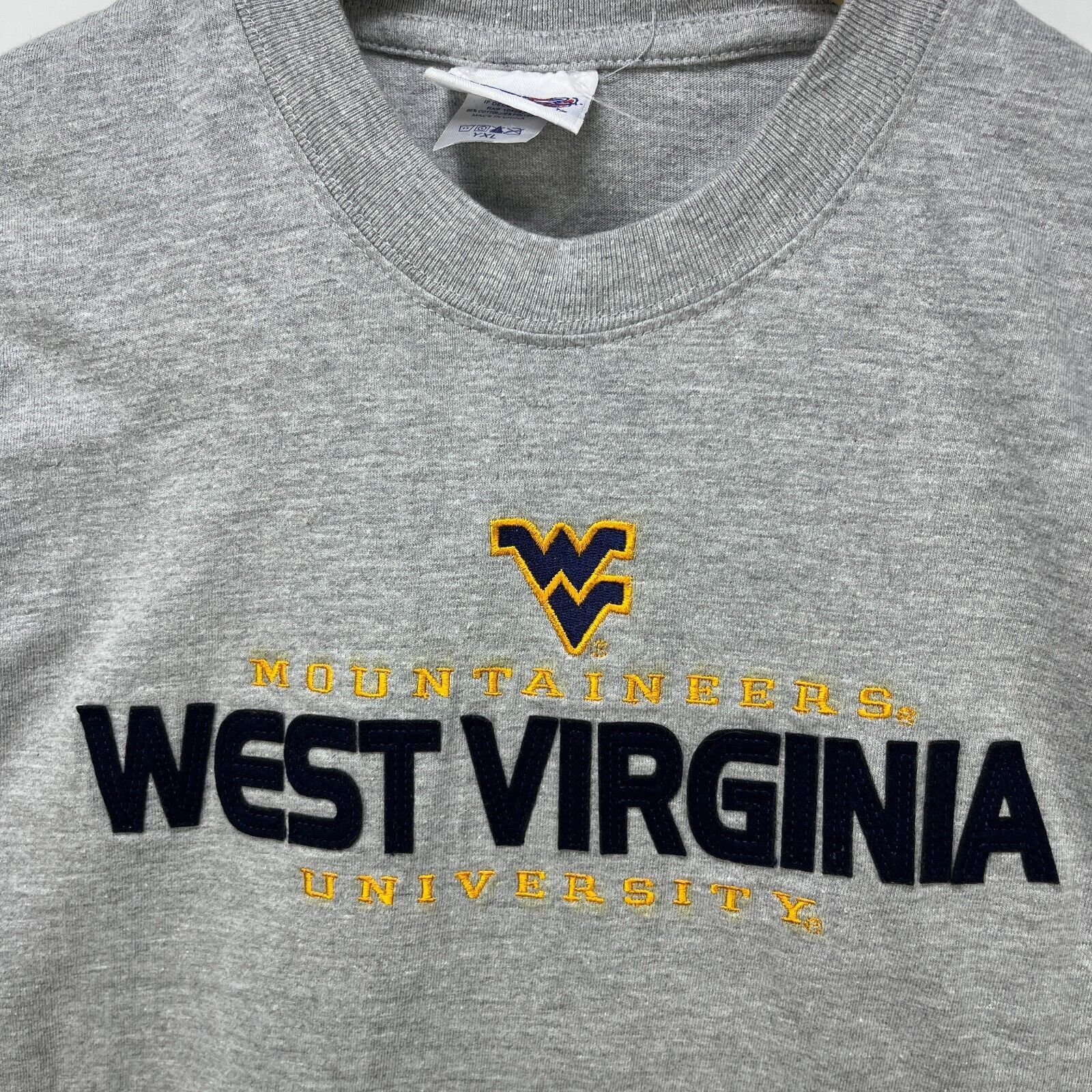 Vintage Vintage 90s West Virginia Mountaineers Youth XL Embroidered Size US XL / EU 56 / 4 - 3 Thumbnail