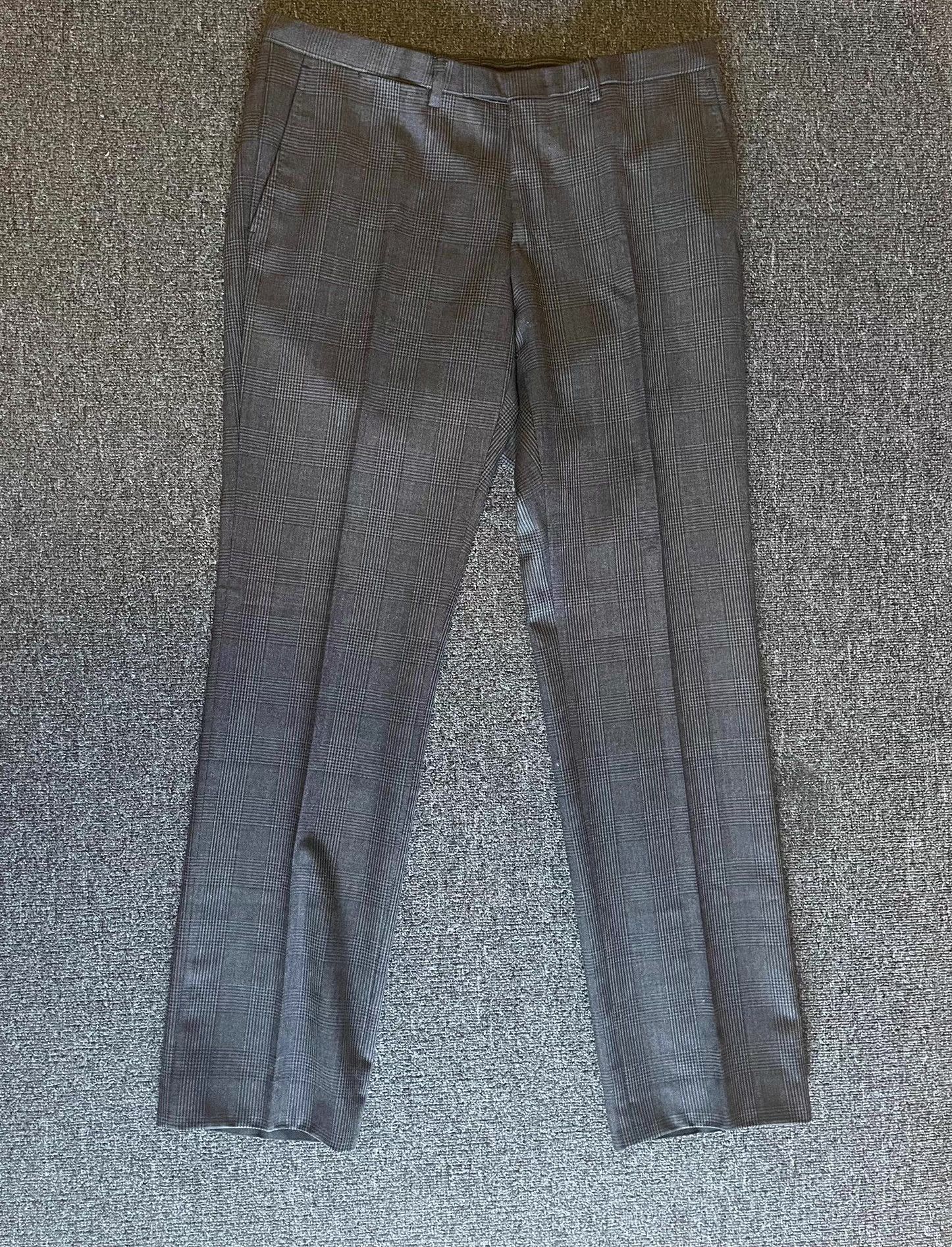 Gucci Gucci Gray Wool Plaid Trousers Q4 Size US 38 / EU 54 - 1 Thumbnail