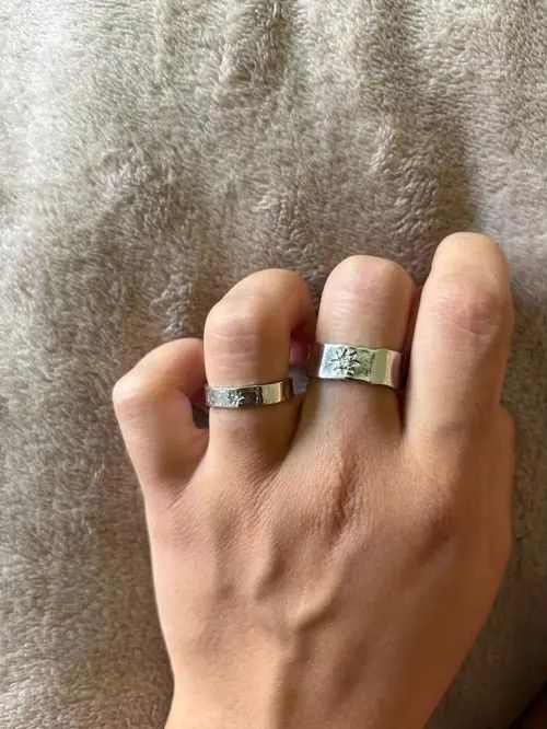 Other 2pcs Y2K Shiny Star Adjustable Ring Size ONE SIZE - 2 Thumbnail