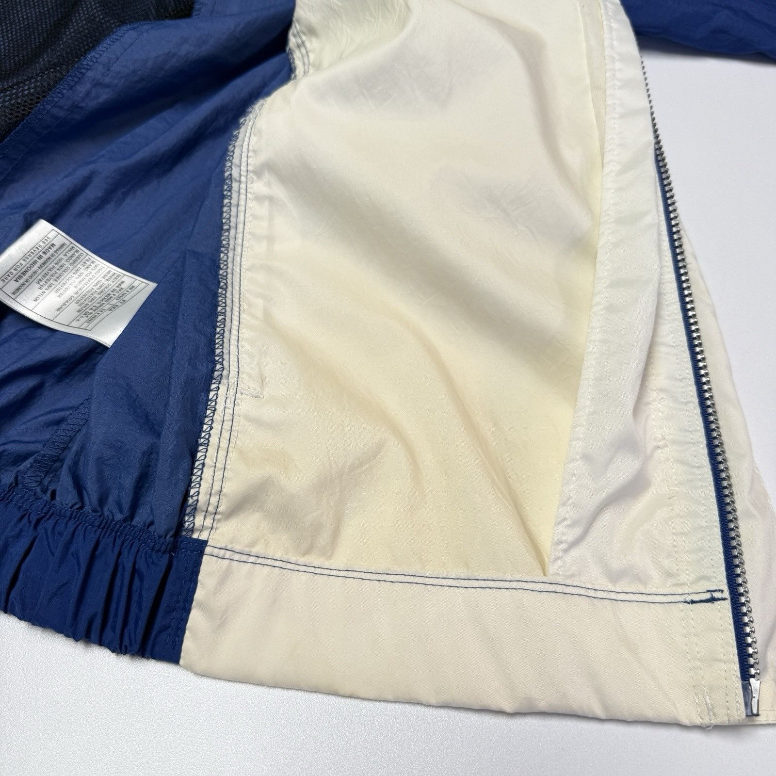 Nike Vintage 90s Nike Windbreaker Jacket Mens Large Blue Full Zip Size US L / EU 52-54 / 3 - 12 Thumbnail