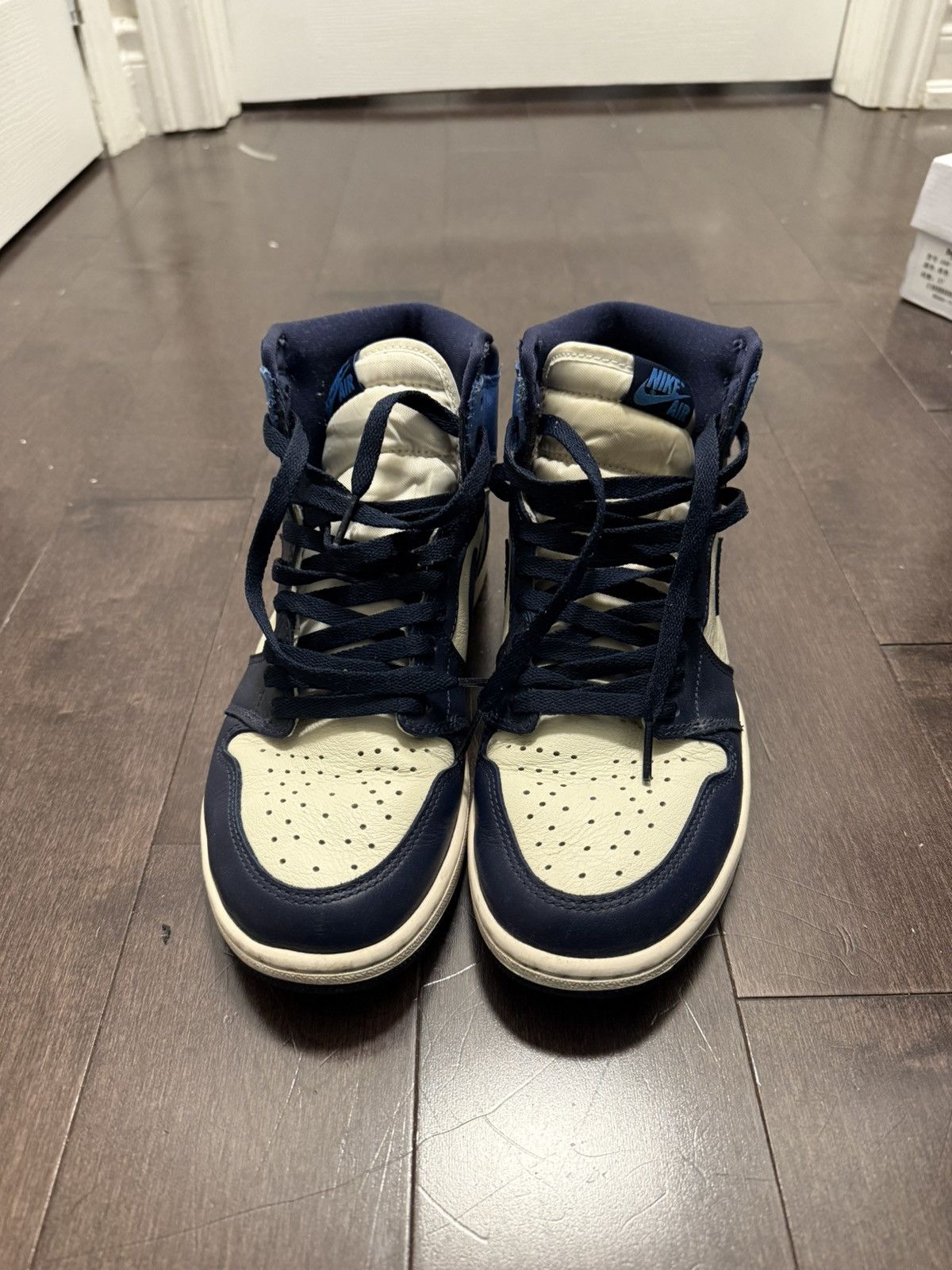 Jordan Brand Air Jordan 1 Obsidian Size US 9 / EU 42 - 5 Thumbnail