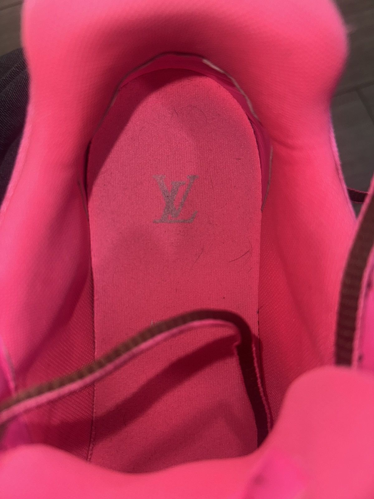 Louis Vuitton Louis Vuitton Pink Trainers Size US 10 / EU 43 - 15 Thumbnail
