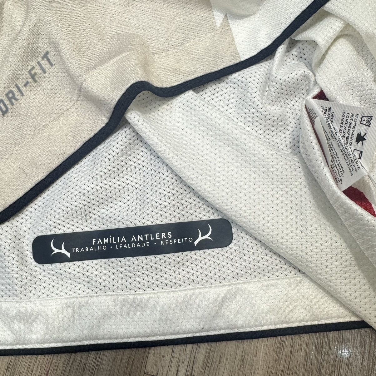 Nike Kashima antlers 2011 away Longsleeves match spare shirt Size US L / EU 52-54 / 3 - 7 Thumbnail