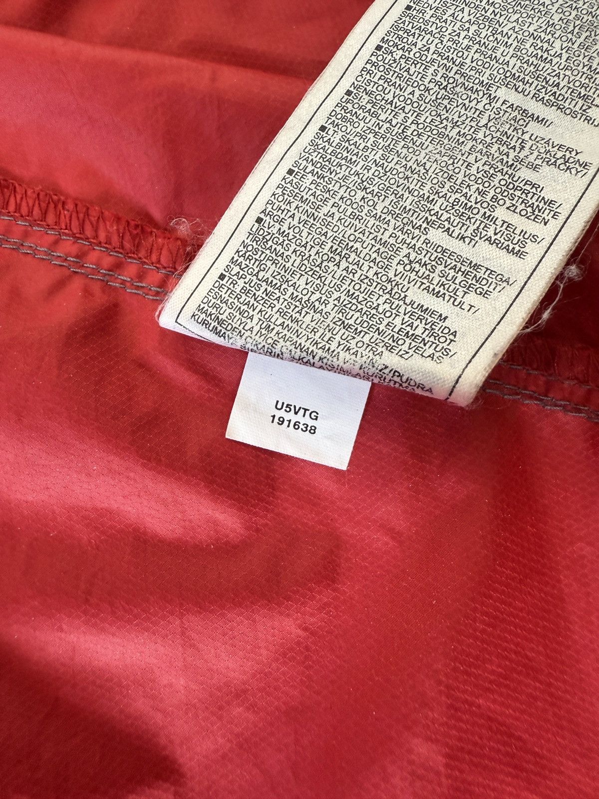 Nike ACG Vintage Nike ACG Clima Fit Jacket Size US M / EU 48-50 / 2 - 8 Thumbnail