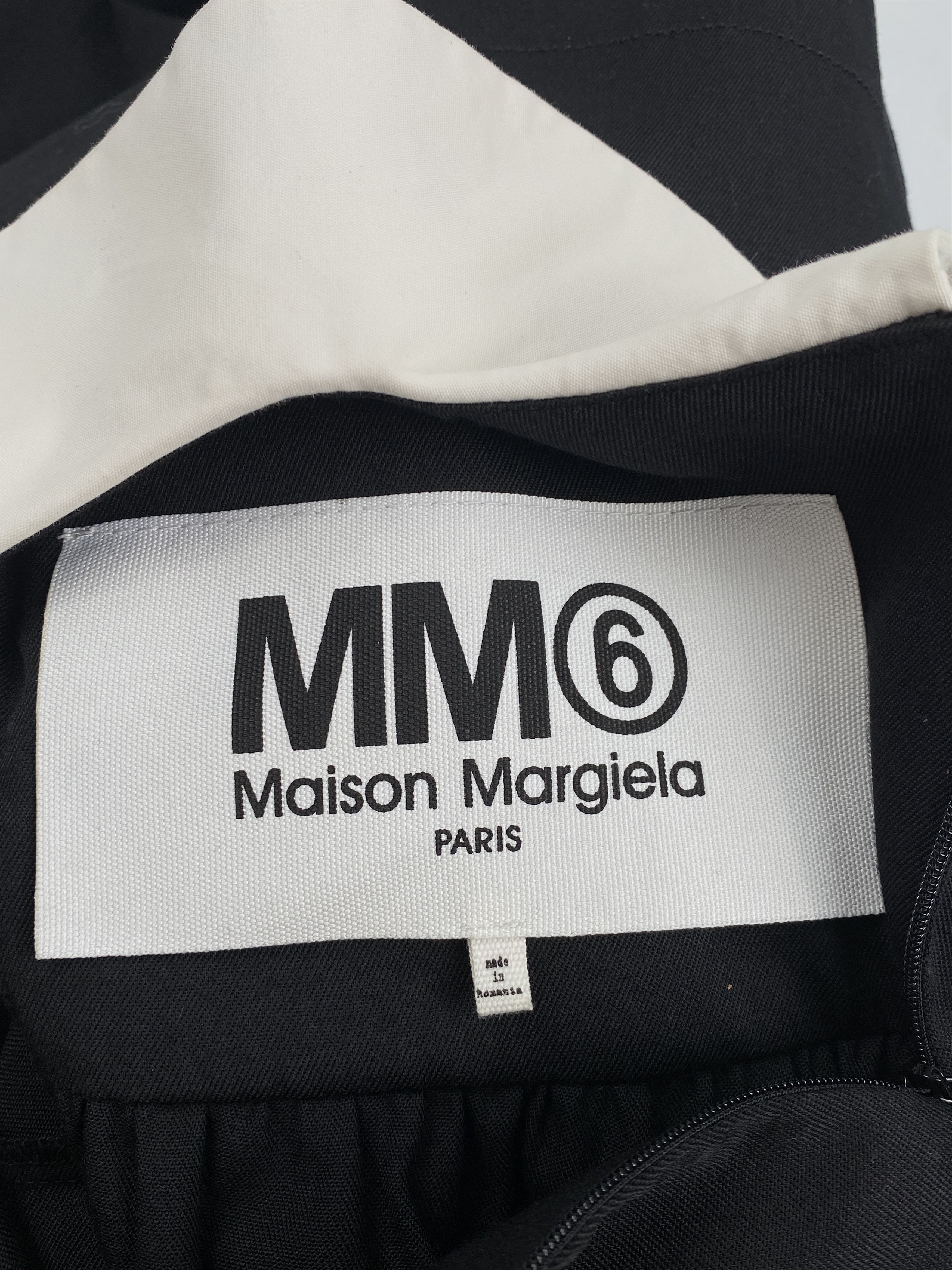 Maison Margiela MM6 Bib-Style Collar and White Cuffs Size XS / US 0-2 / IT 36-38 - 11 Thumbnail