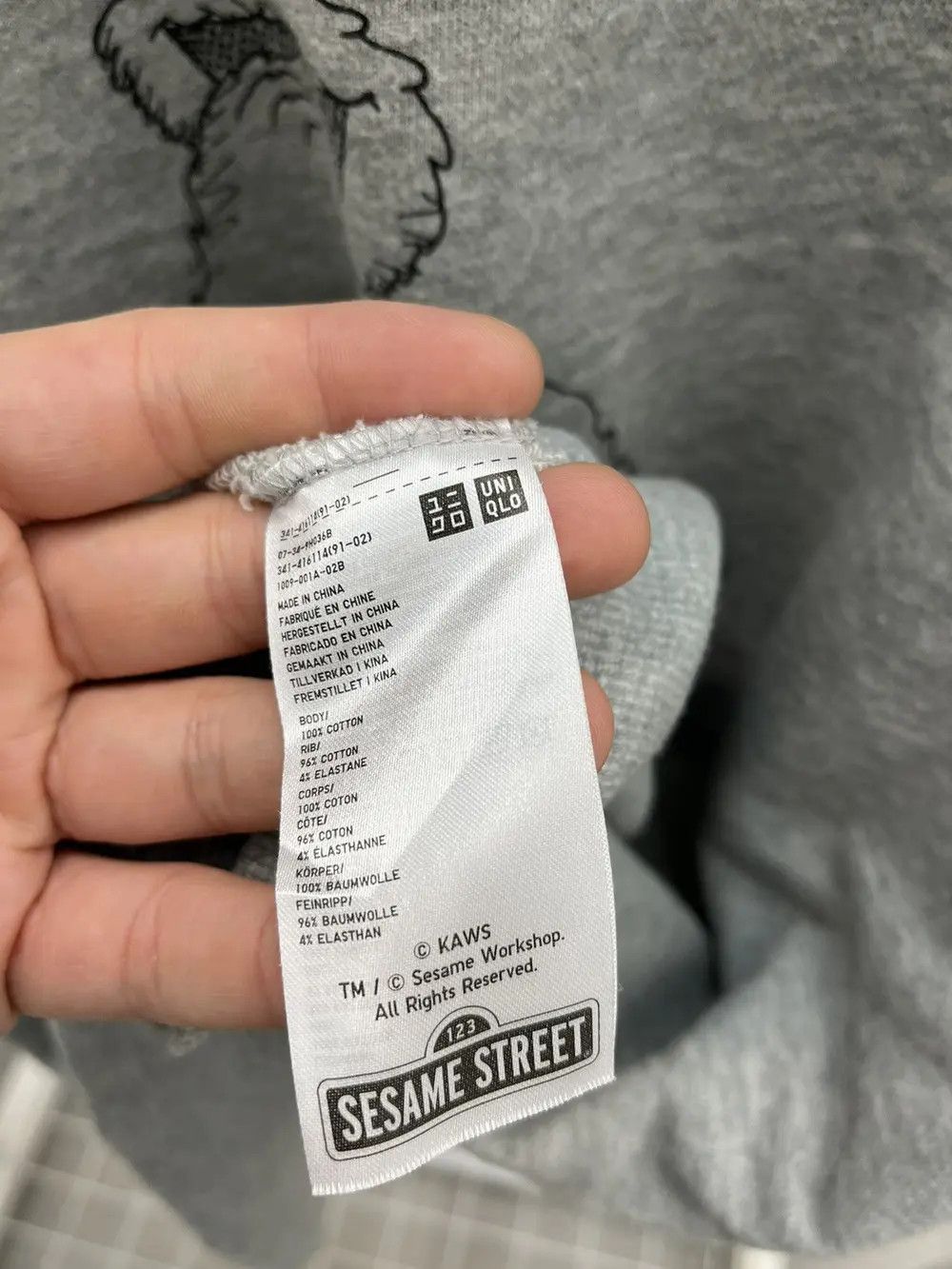 Kaws × Uniqlo Uniqlo X Kaws X Sesame Street Cotton Crewneck Sweatshirt Size US L / EU 52-54 / 3 - 5 Thumbnail
