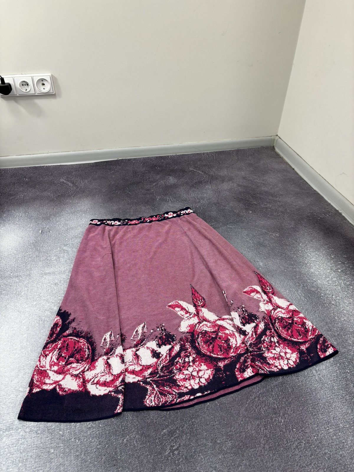 Other IVKO Women’s Intarsia Pattern Printed Hem Luxury Midi Skirt Size 32" / US 10 / IT 46 - 13 Thumbnail