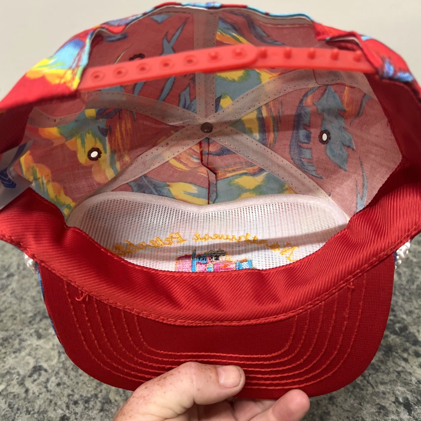 Vintage **VINTAGE RED FLORAL SAN SUN 80S TRUCKER HAT** User: **VINTAGE RED FLORAL SAN SUN 80S TRUCKER HAT** Size ONE SIZE - 4 Thumbnail