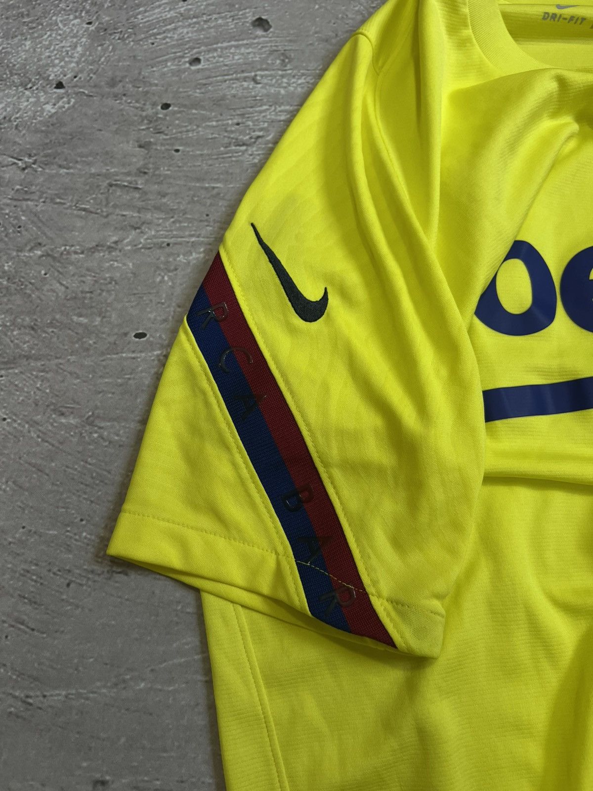 Nike BARCELONA FC BARCA SPAIN 2020/2021 NIKE SIZE M Size US M / EU 48-50 / 2 - 7 Thumbnail