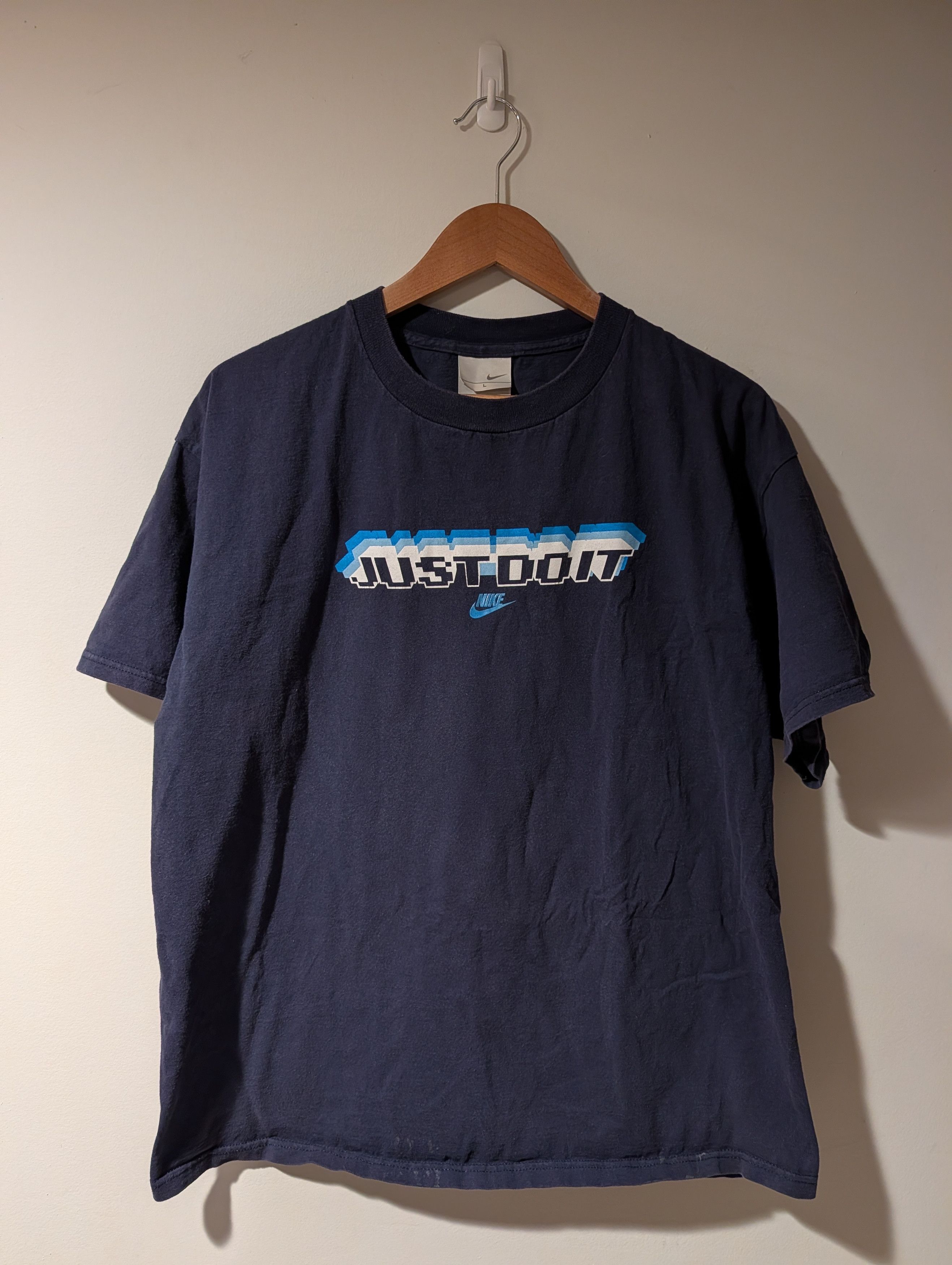Nike Nike Just Do It Faded Pixel Graphic Y2K Vintage T-Shirt L Size US L / EU 52-54 / 3 - 1 Thumbnail