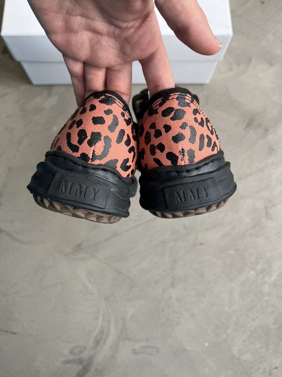 Maison MIHARA YASUHIRO Maison Mihara Yasuhiro Baker OG Sole Leopard Print Size US 6 / IT 36 - 4 Thumbnail