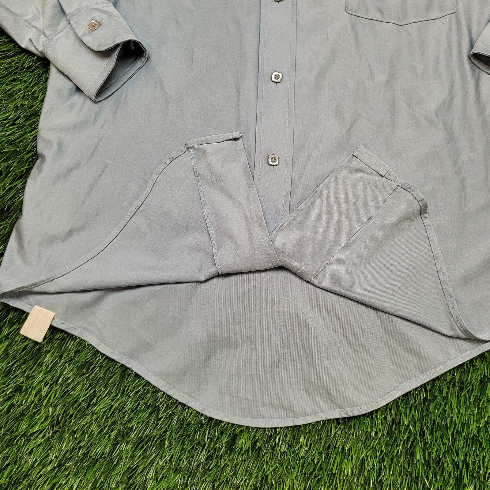 Van Heusen VTG 70s Van-Heusen Dagger Collar Nylon Button Shirt M Qiana Size US M / EU 48-50 / 2 - 5 Thumbnail