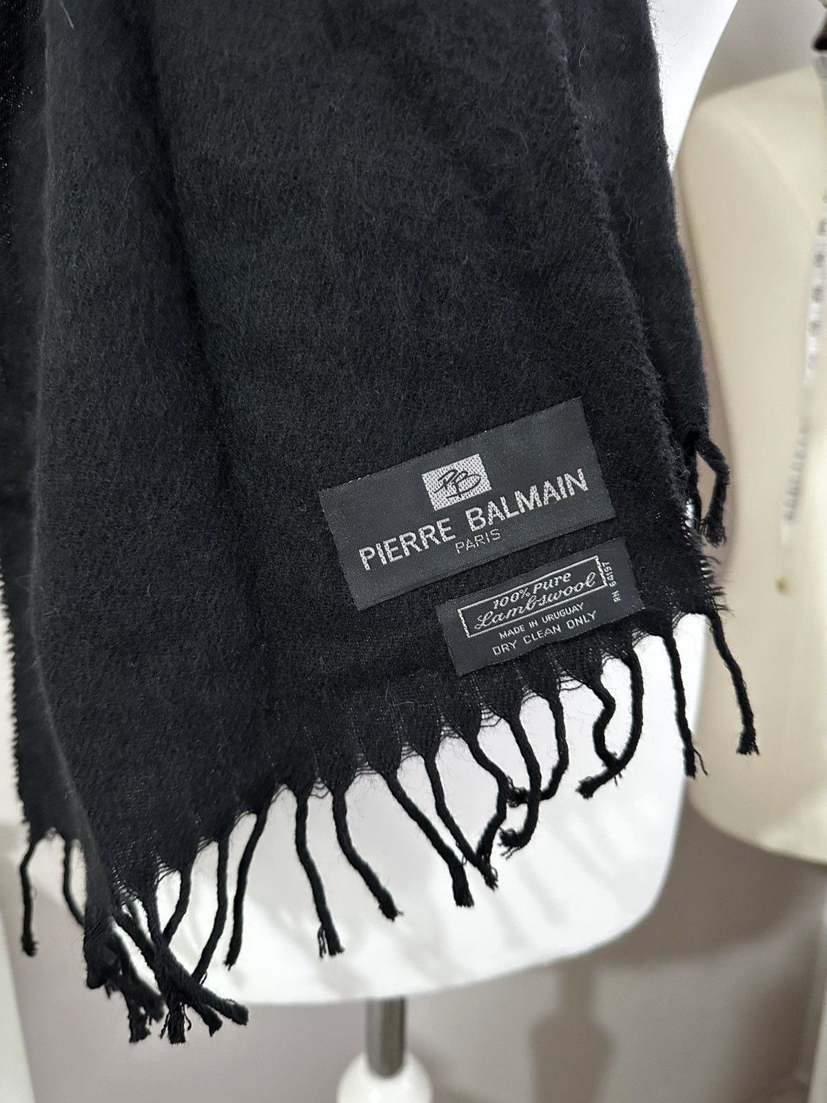 Pierre Balmain Scarf Pierre Balmain Size ONE SIZE - 2 Thumbnail