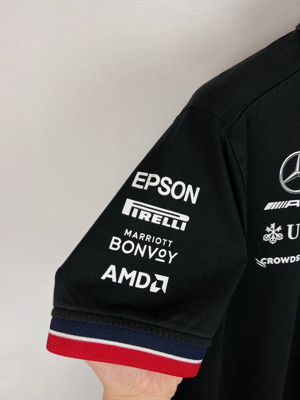 Mercedes-Benz Mercedes AMG Petronas Racing polo t-shirt size L Size US L / EU 52-54 / 3 - 6 Thumbnail