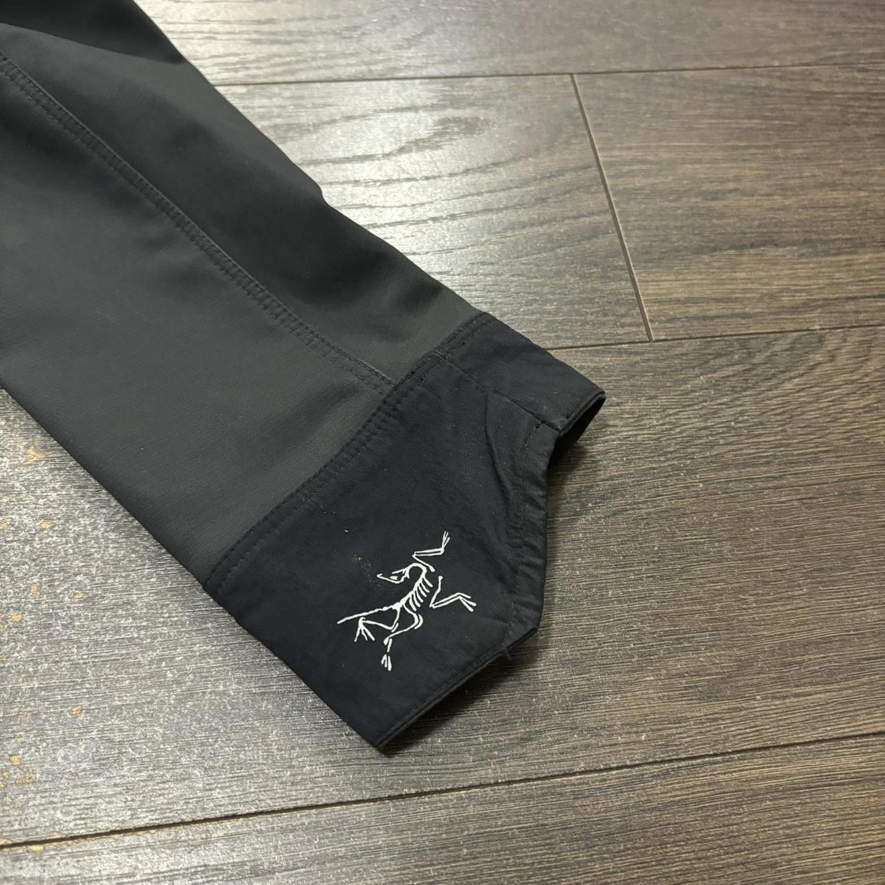 Arc'teryx Arc’teryx light women’s jacket M 00s Size M / US 6-8 / IT 42-44 - 6 Thumbnail